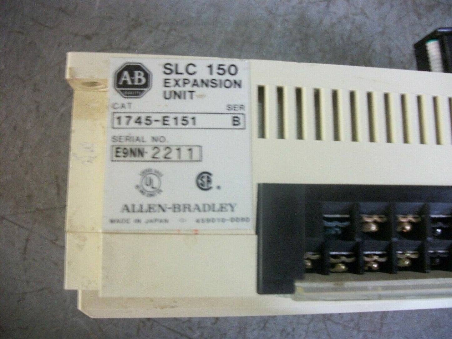 ALLEN-BRADLEY SLC 500 EXPANSION UNIT 1745-E151