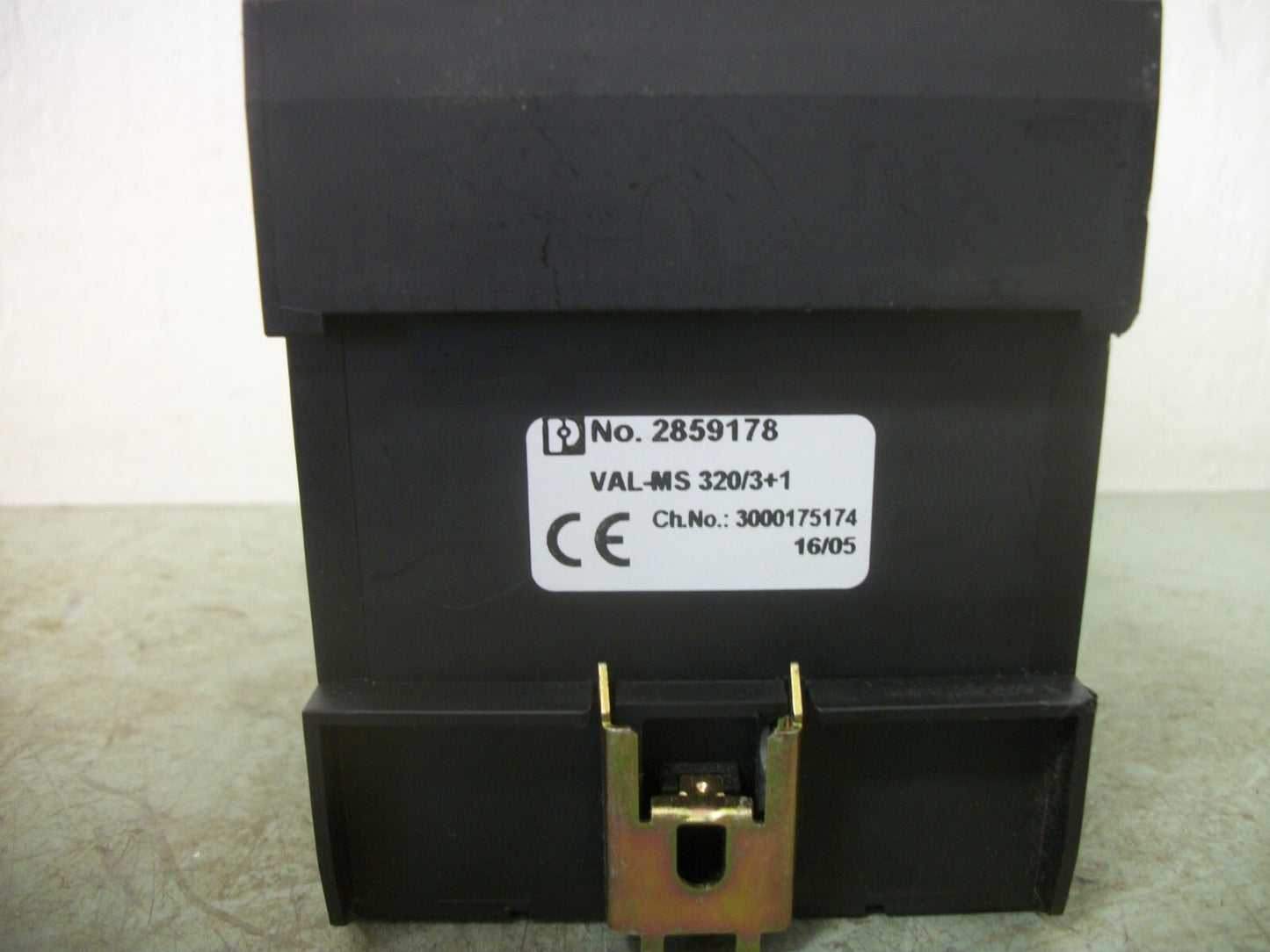 PHOENIX CONTACT VALVTRAB SURGE ARRESTER VAL-MS 320/3+1