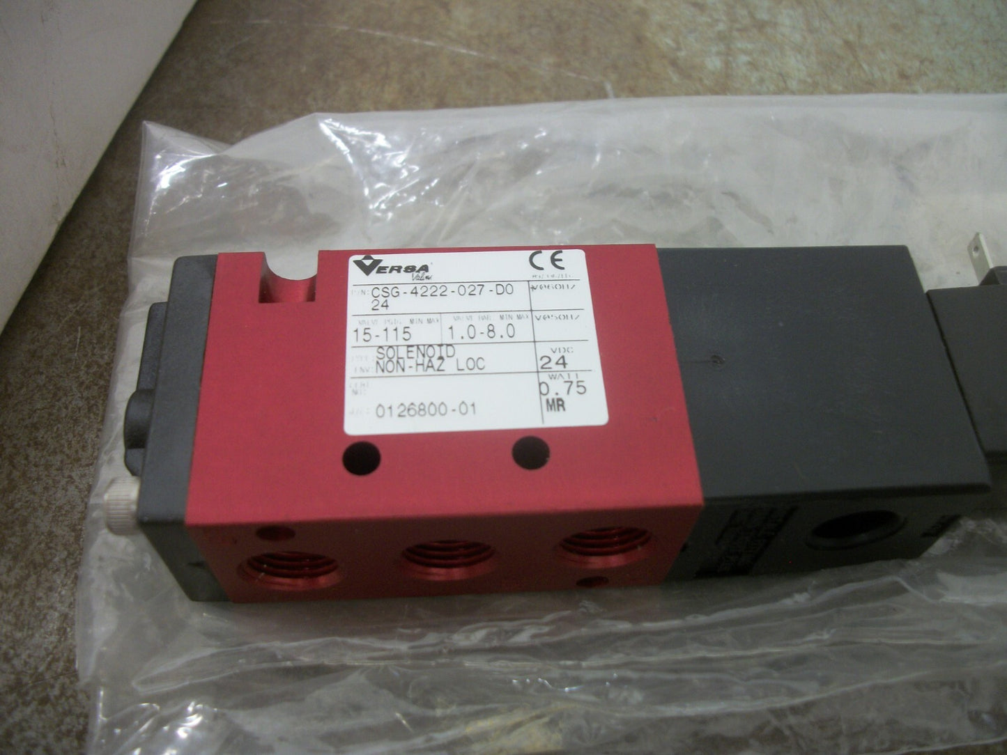 VERSA 4-WAY SOLENOID VALVE CSG-4222-027-D024 24VCOIL 15-115PSI 0.75WATT NIB