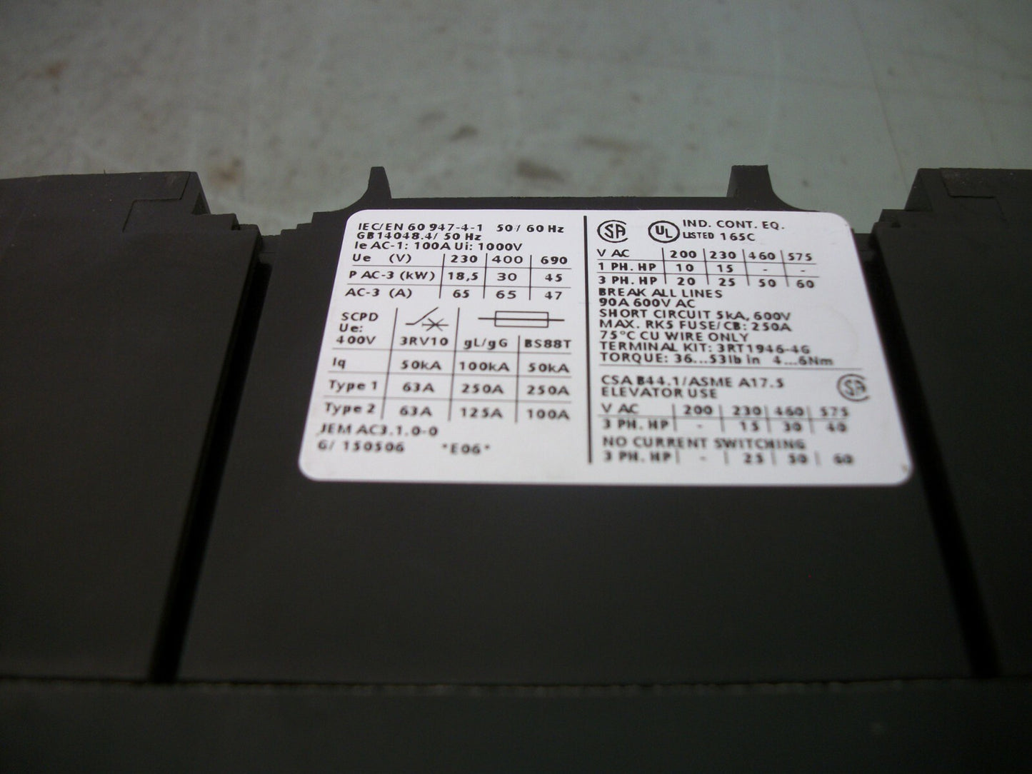 SIEMENS CONTACTOR 3RT1044-1BB40 90AMP 24VCOIL 3PH 600V 60HP