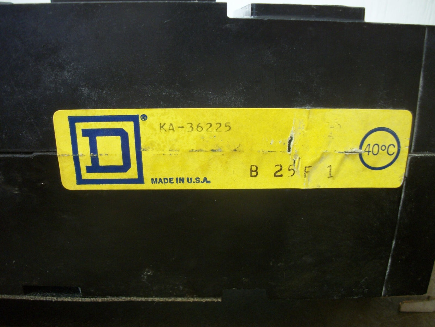 SQUARE D I-LINE KA CIRCUIT BREAKER KA36225 225AMP 600VOLT 3POLE BLACK