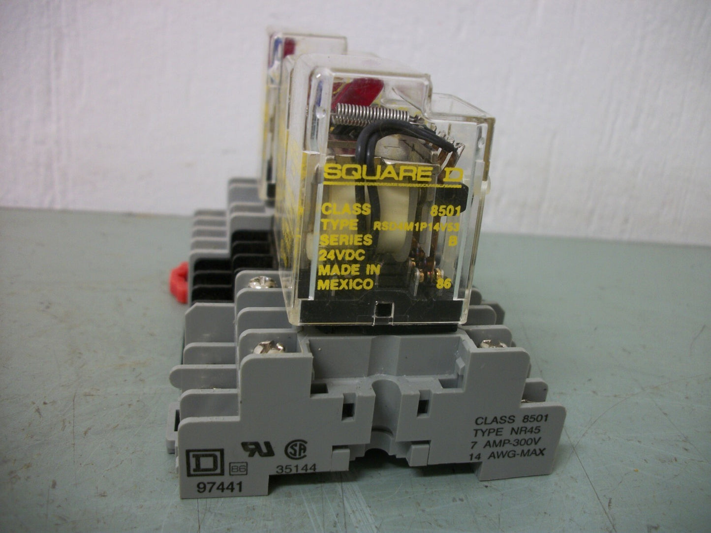 SQUARE D LOT OF 3 4PDT MINI GP RELAYS 8501RSD4M1P14V53 3AMP 24VDC