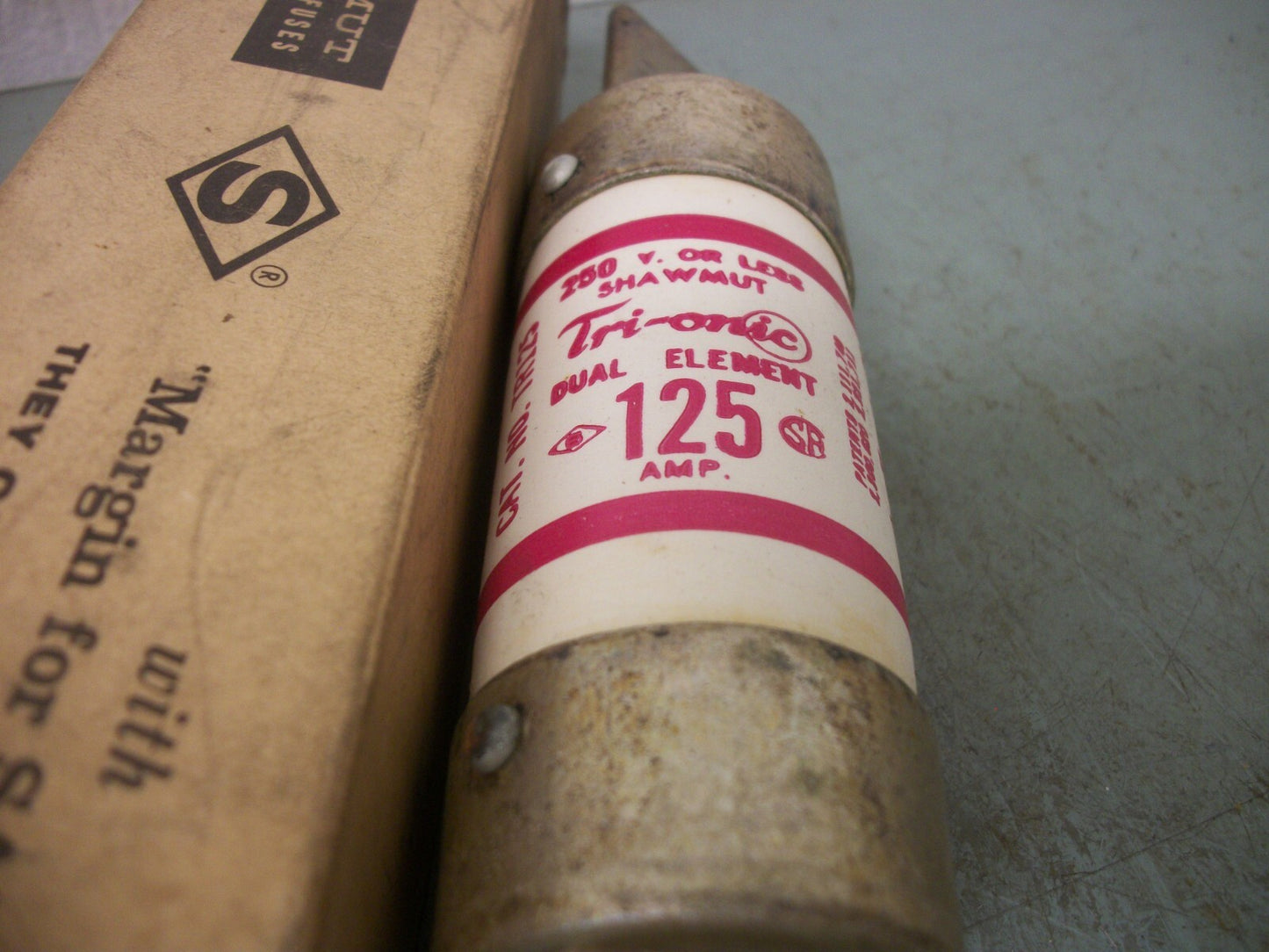 GOULD SHAWMUT TRI-ONIC FUSE TR125 125AMP 250VOLT NIB