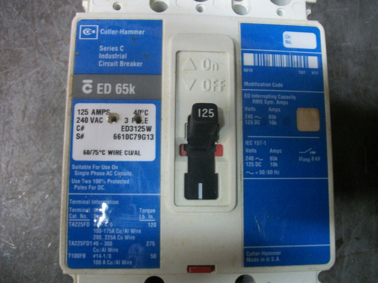 CUTLER-HAMMER ED CIRCUIT BREAKER ED3125W 125AMP 240VOLT 3POLE BLUE