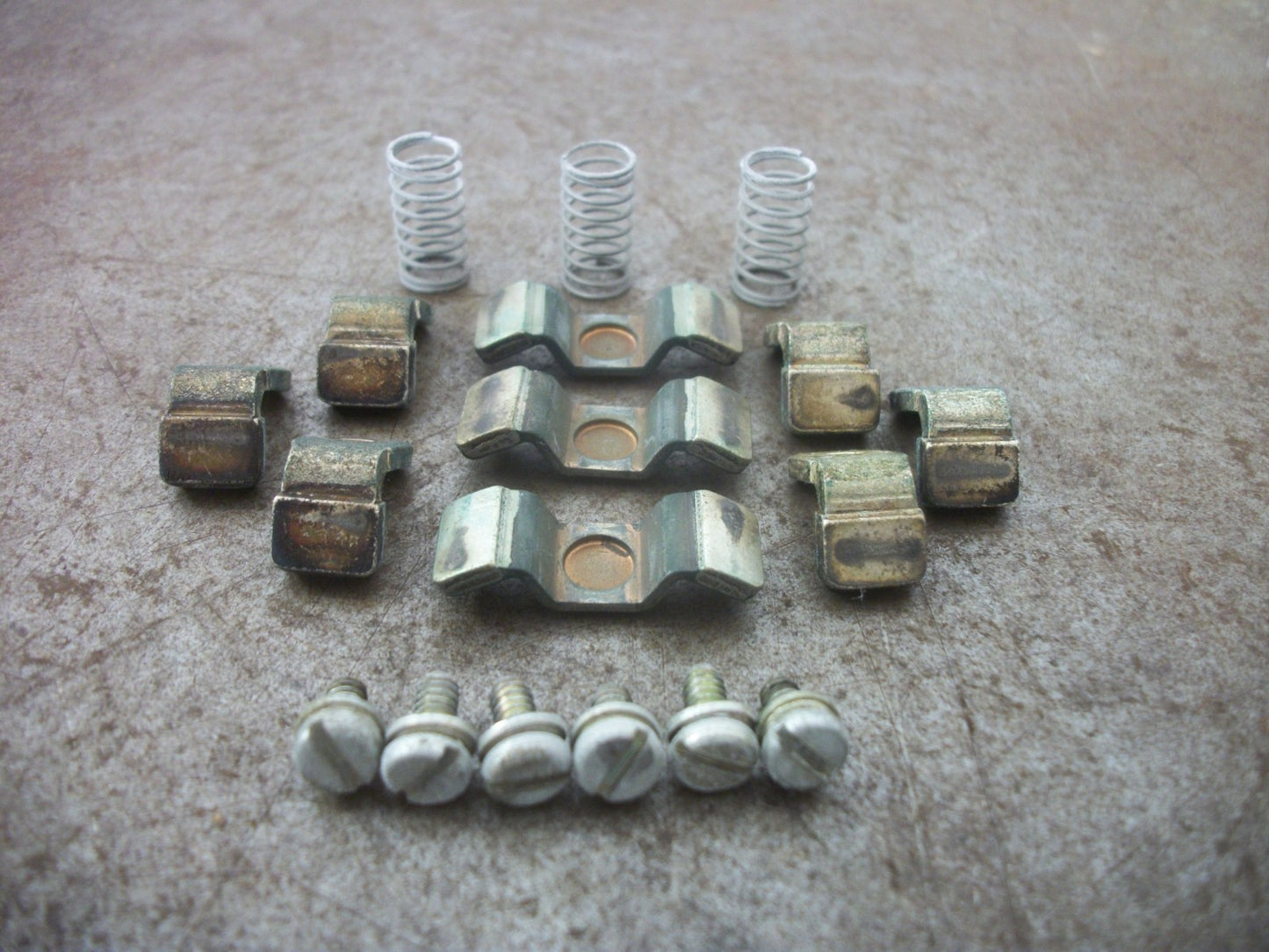 ALLEN-BRADLEY SIZE 0 3POLE CONTACT KIT 509-AOD