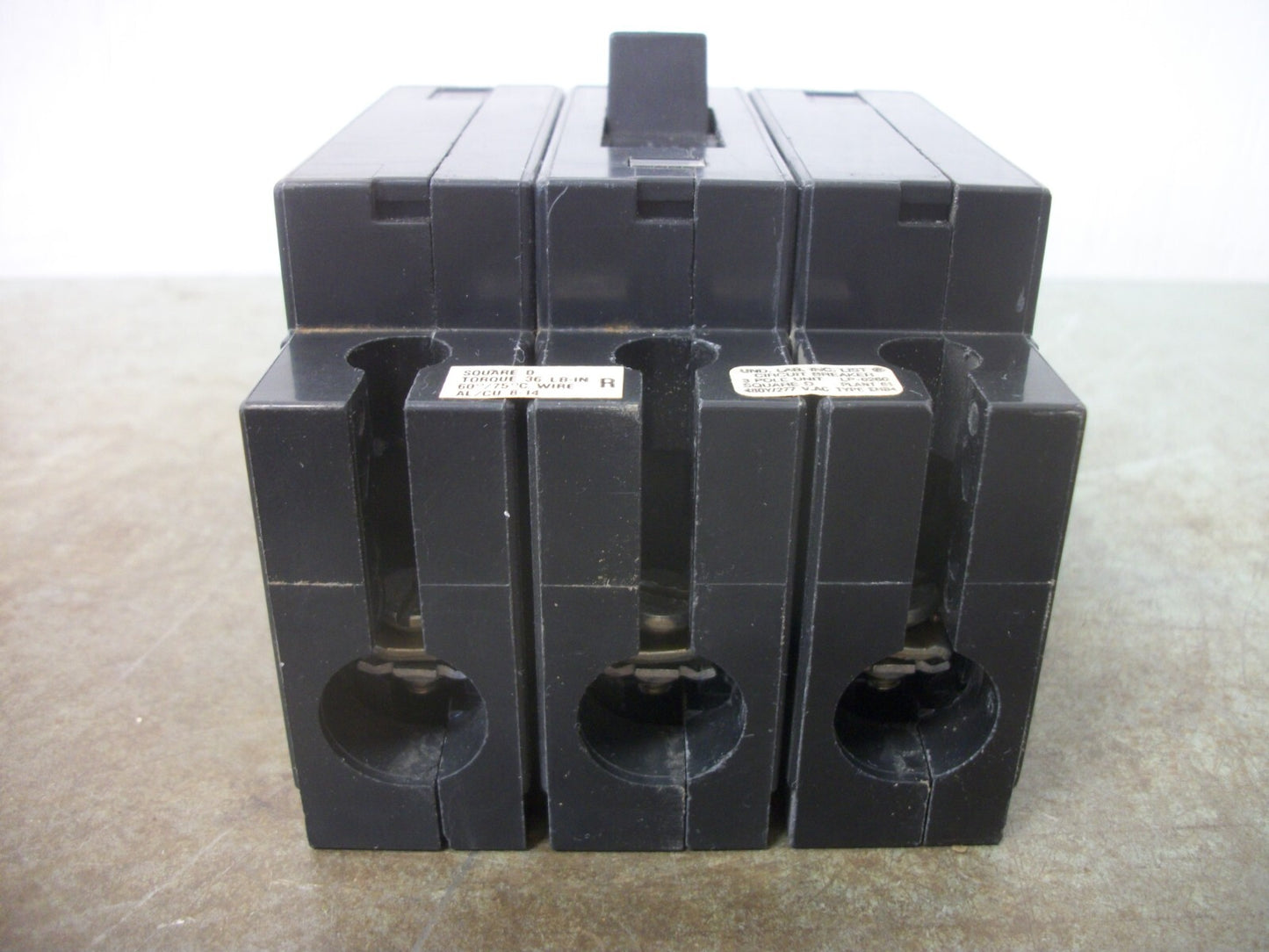 SQUARE D EHB CIRCUIT BREAKER EHB34030 30AMP 480VOLT 3POLE