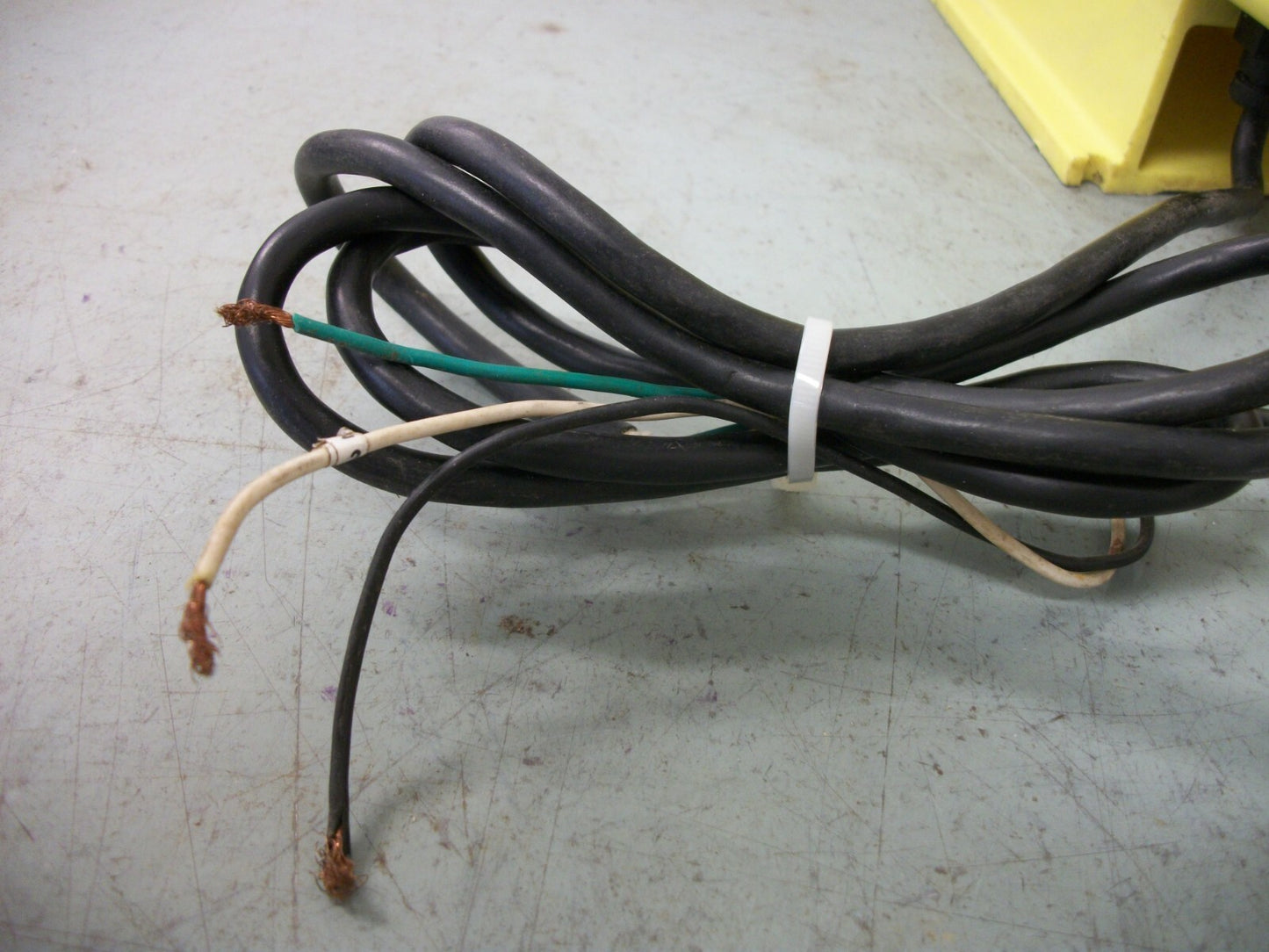 LMI MILTON ROY PROGRAMMABLE METERING DOSING PUMP A761-168S 48GPD 50PSI