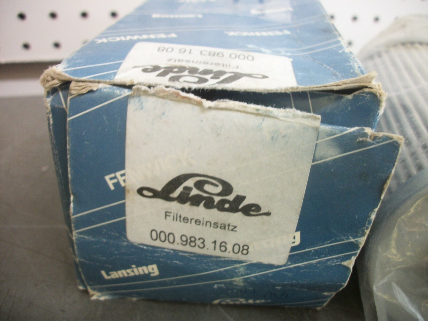 LINDE OIL FILTER 000.983.16.08 NIB