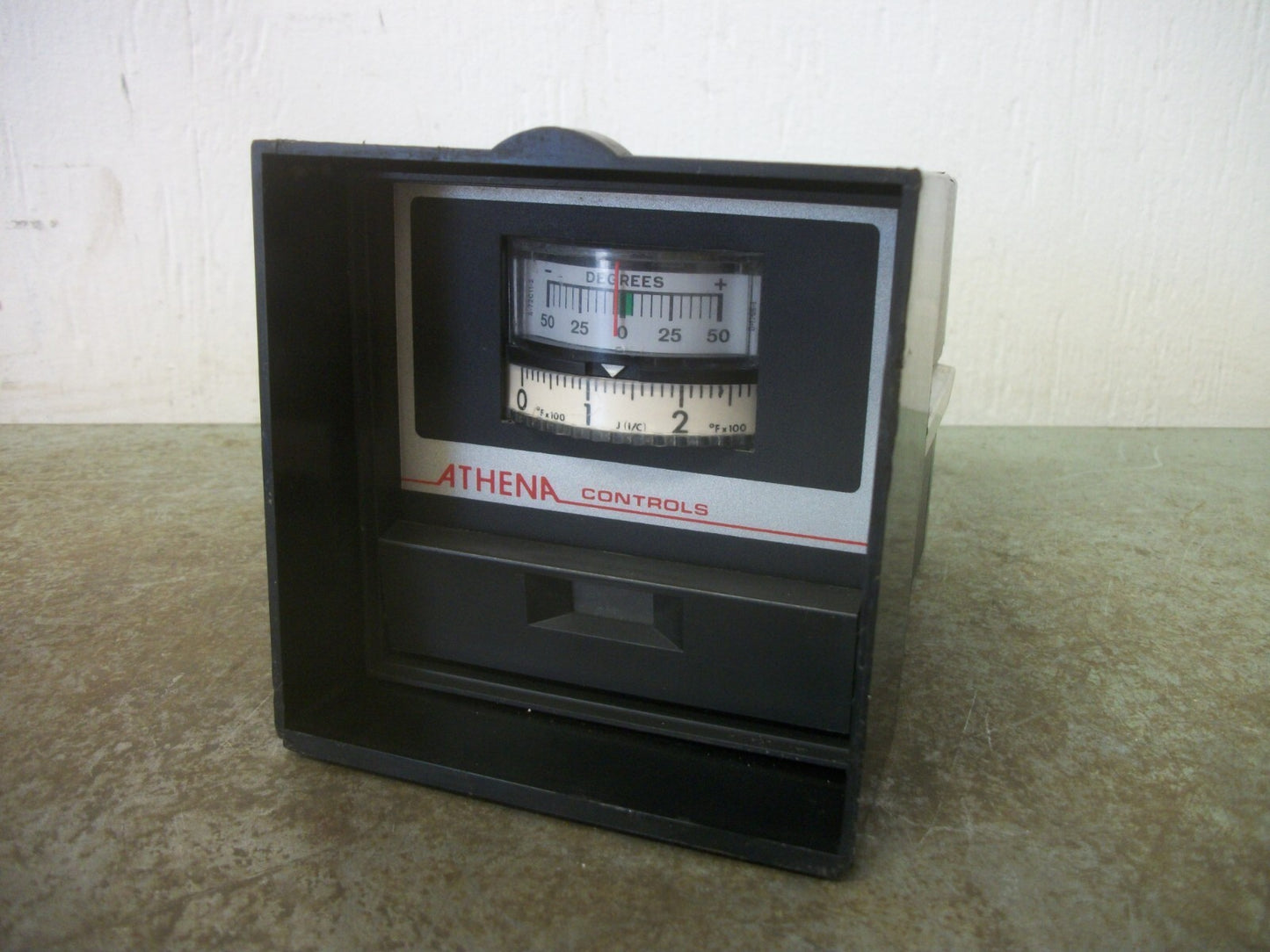 ATHENA ANALOG TEMPERATURE CONTROLLER 2000-T 0-1000F 120/240VOLT 1PH