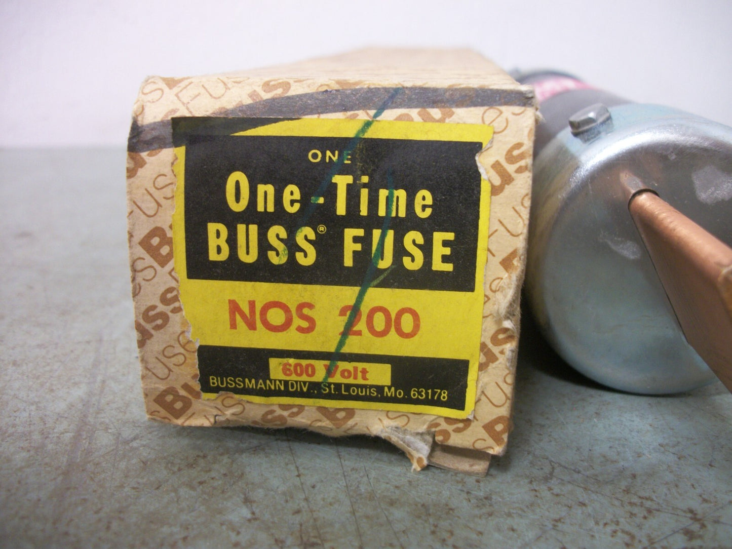 BUSSMANN ONE-TIME FUSE NOS200 200AMP 600VOLT NIB