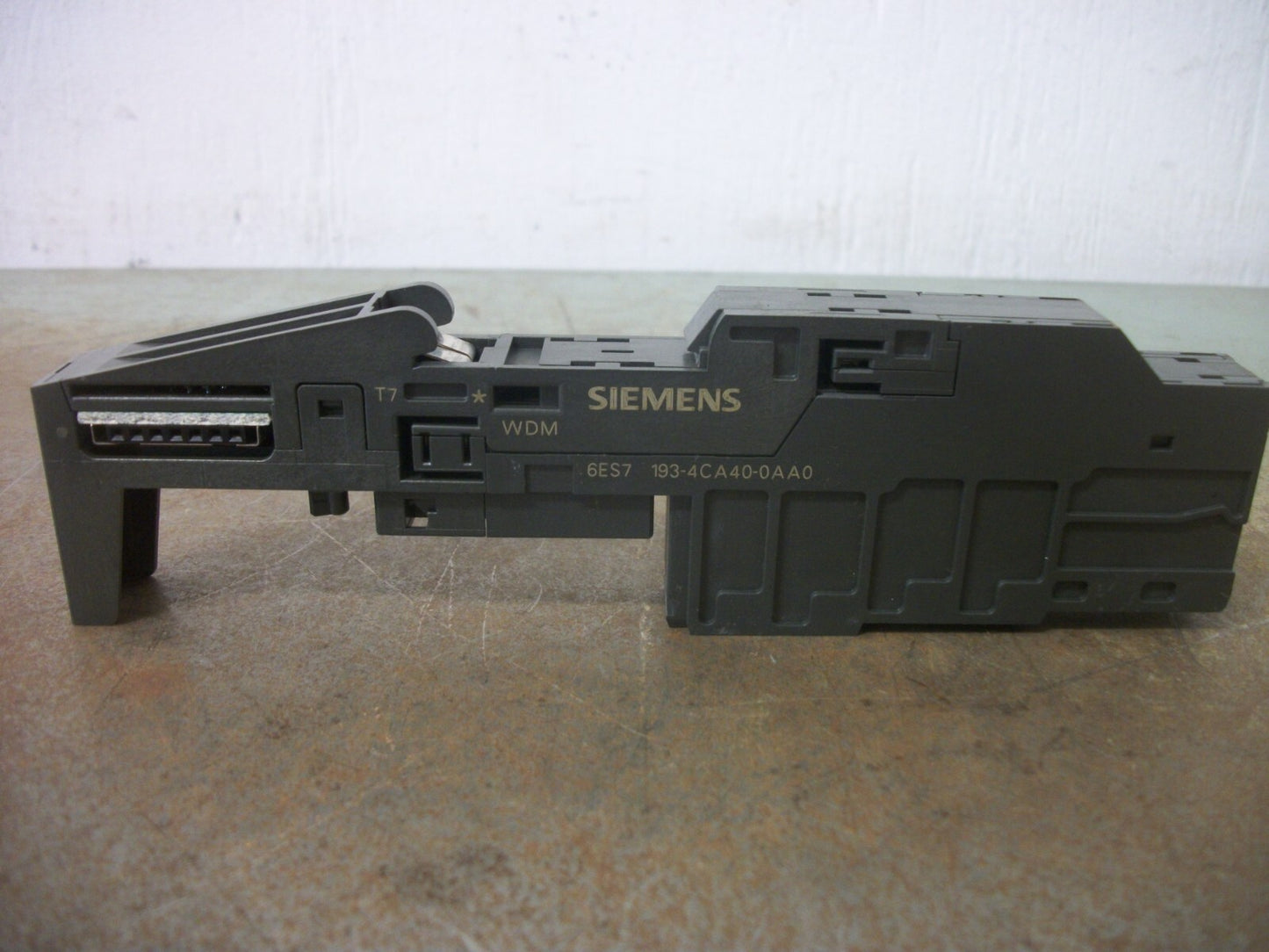 SIEMENS SIMATIC S7 ET200S TERMINAL MODULE 6ES7 193-4CA40-0AA0 W/END CAP