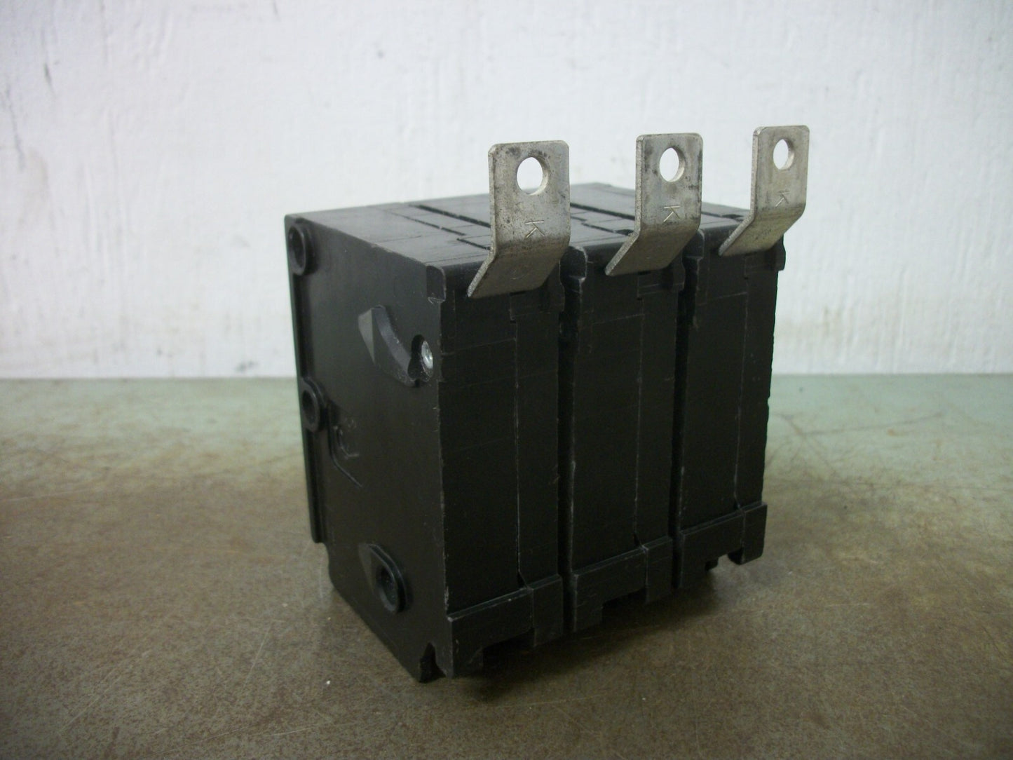 SIEMENS BL CIRCUIT BREAKER B320 20AMP 240VOLT 3POLE