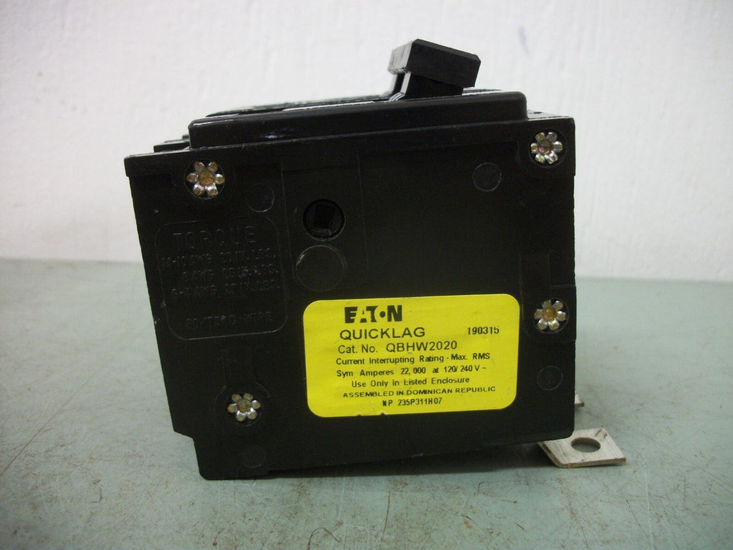 CUTLER-HAMMER QBHW CIRCUIT BREAKER QBHW2020 20AMP 240VOLT 2POLE