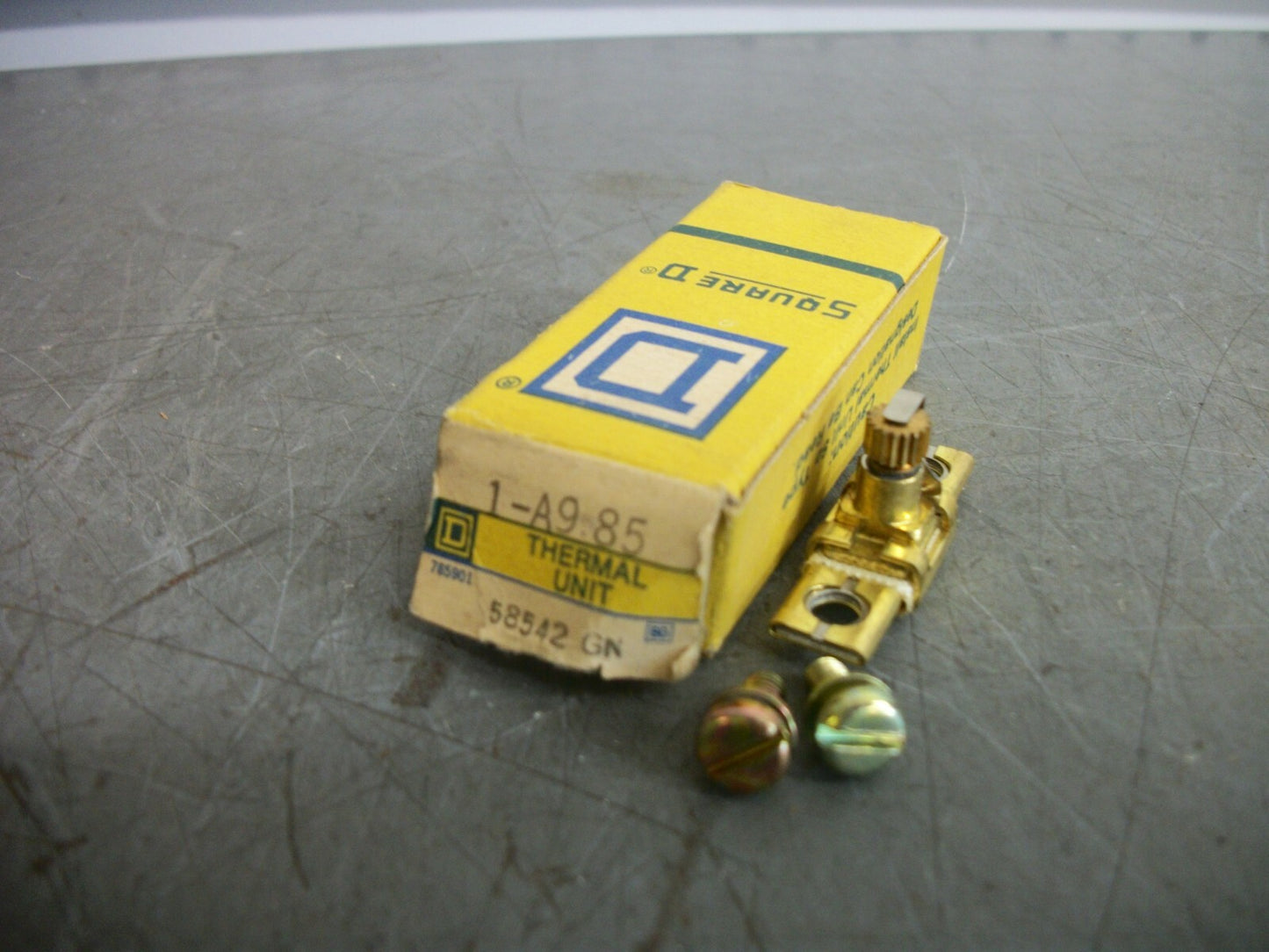 SQUARE D OVERLOAD RELAY THERMAL HEATER A9.85 NIB
