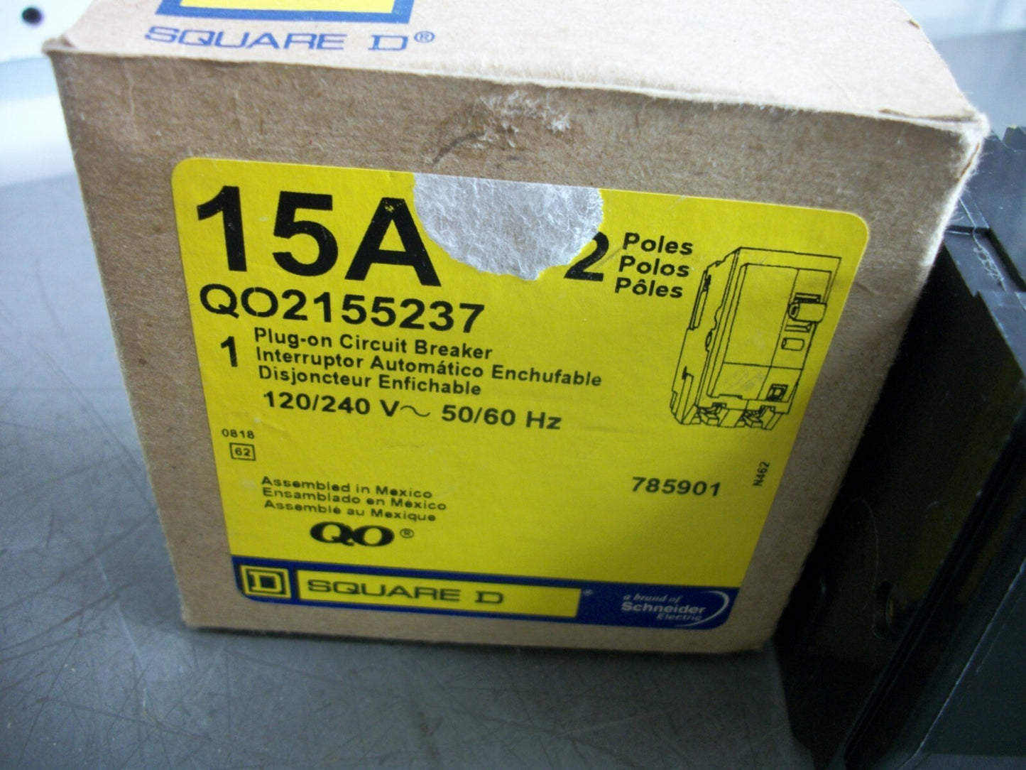 SQUARE D QO CIRCUIT BREAKER QO2155237 15AMP 240VOLT 2POLE NIB