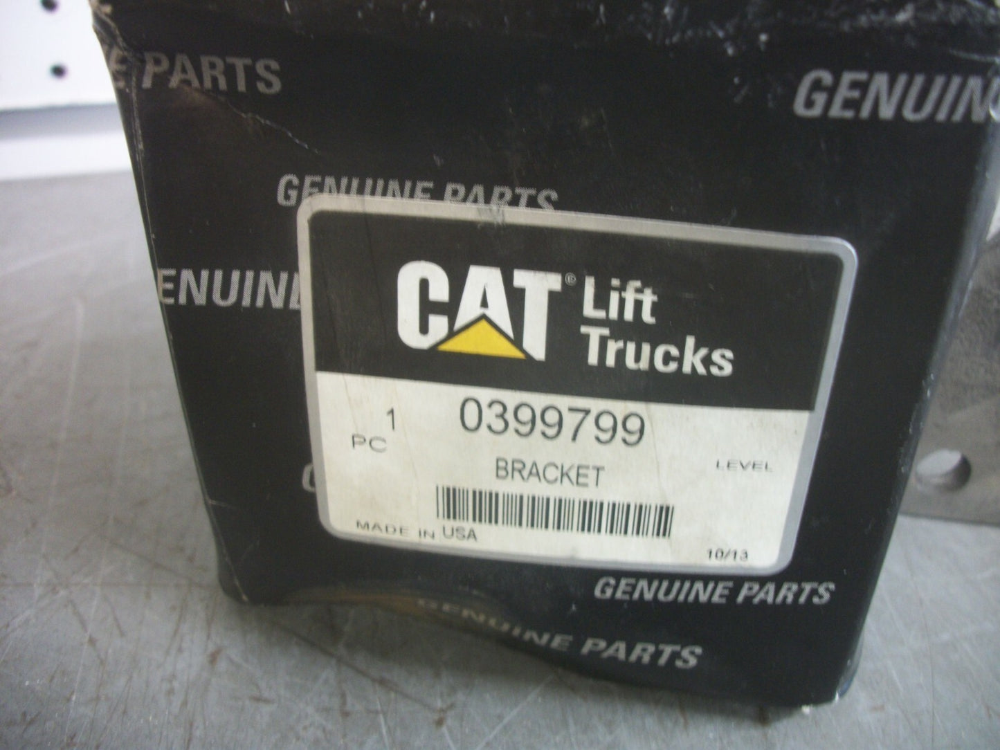 CAT BRACKET 0399799 NIB