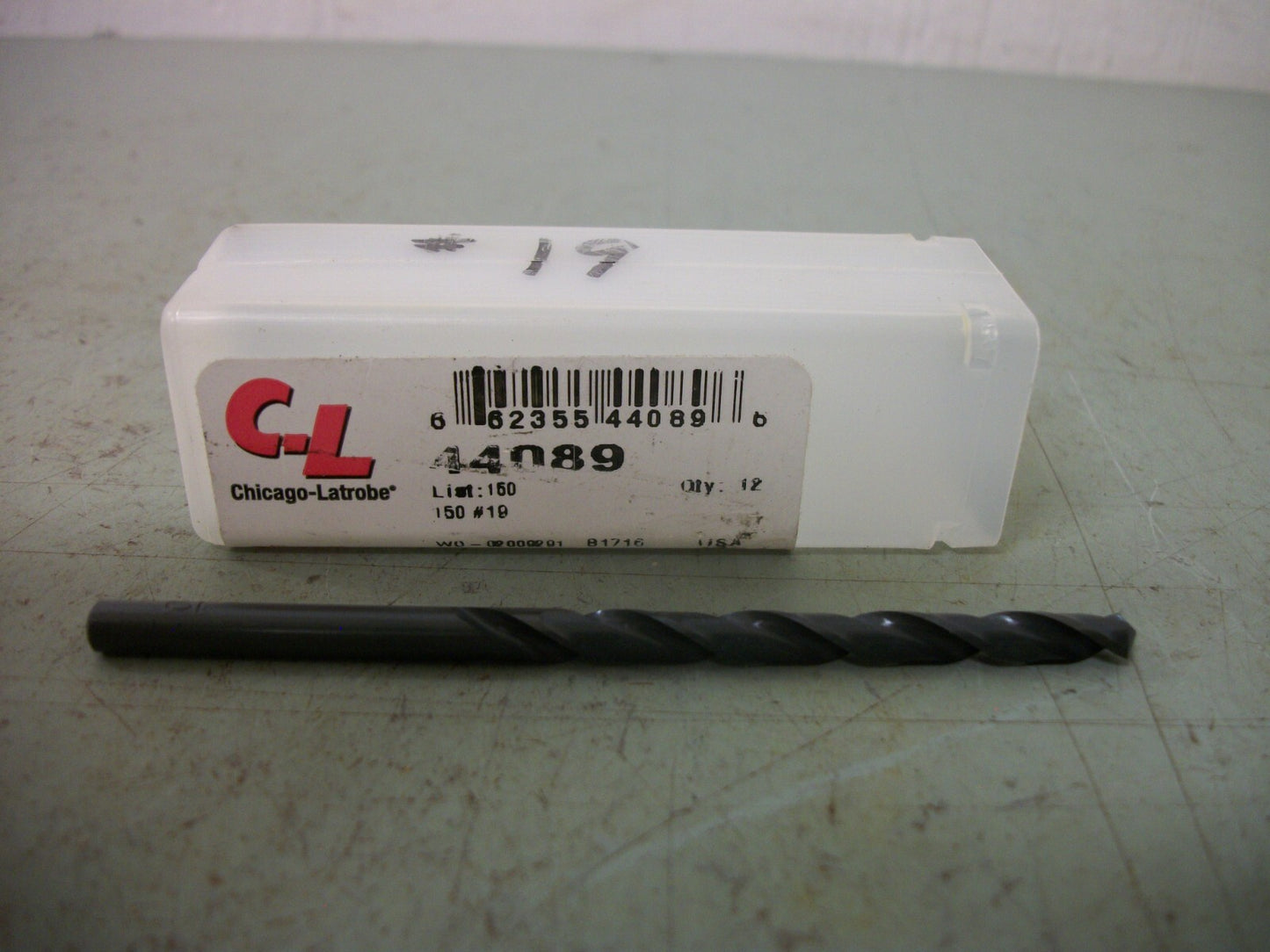 CHICAGO-LATROBE LOT OF 11 #19 3-1/4" OAL HIGH SPEED STEEL JOBBER DRILL 44089 NEW