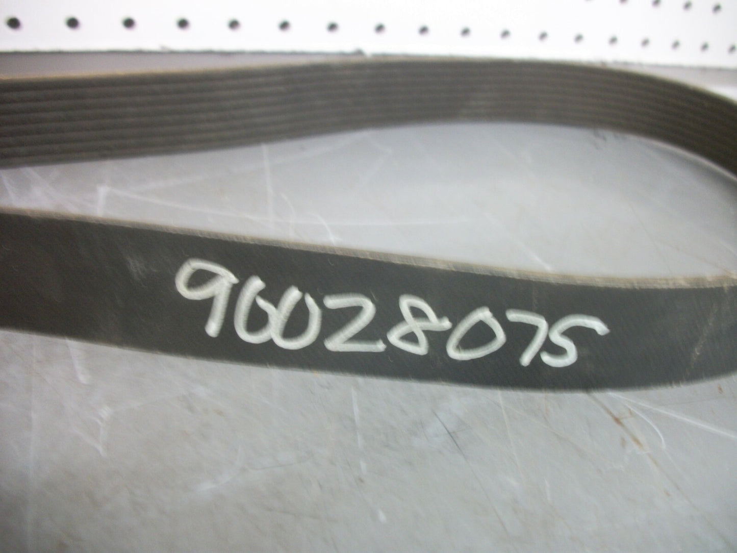 GOODYEAR CARGOTEC SERPENTINE BELT 90028075 NEW