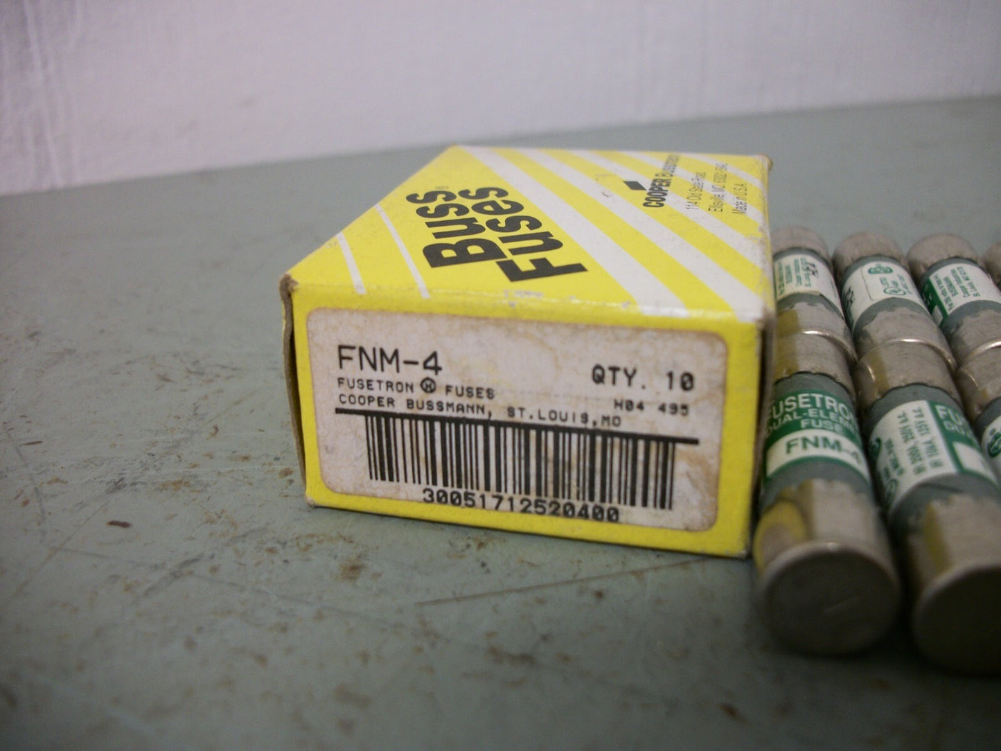 BUSSMANN BOX OF 10 FUSETRON FUSES FNM4 4AMP 250VOLT NIB