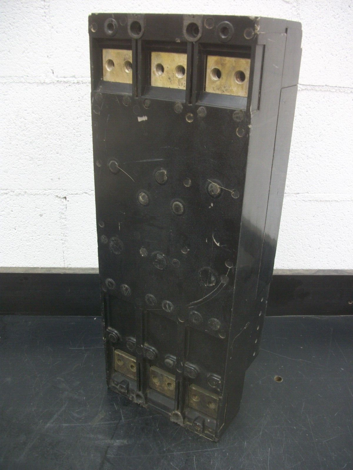 WESTINGHOUSE NB CIRCUIT BREAKER NB3800PF 800AMP 600VOLT 3POLE W/600A TR NO COVER