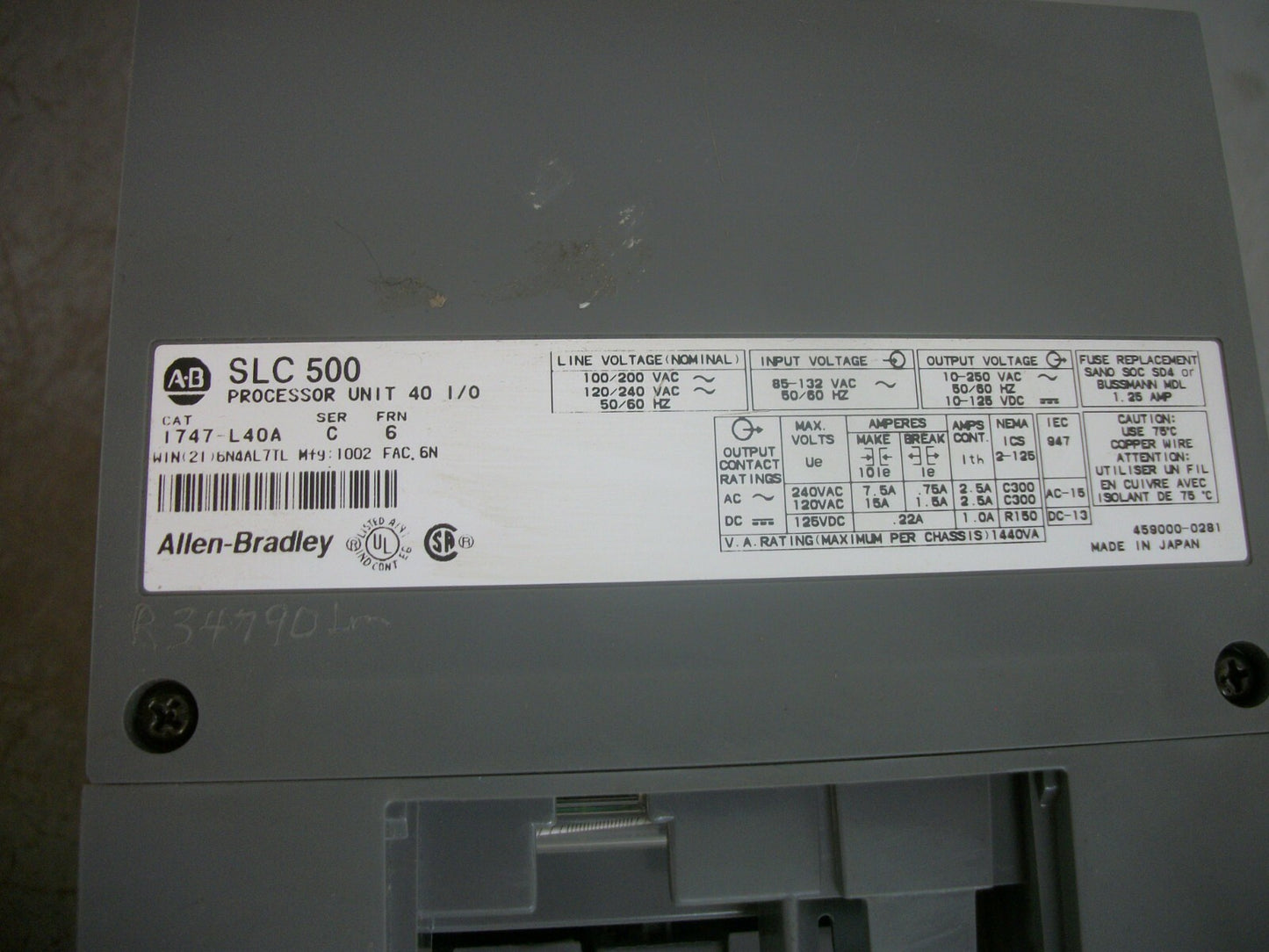 ALLEN-BRADLEY SLC 500 PROCESSOR UNIT 40 I/O 1747-L40A
