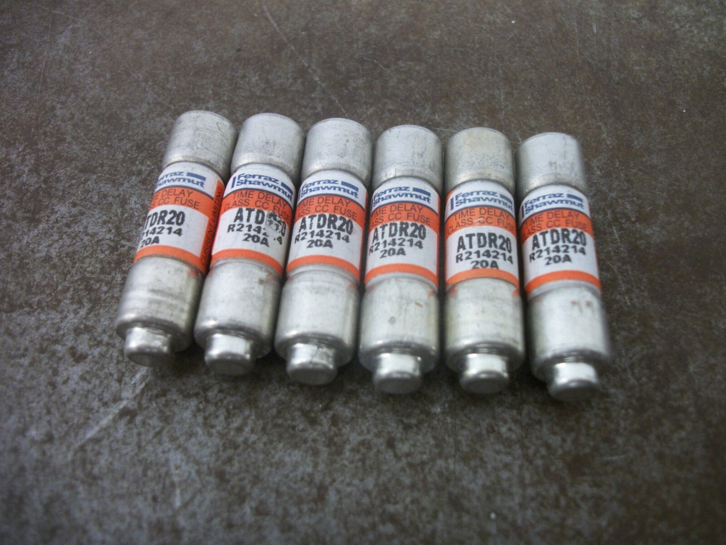 FERRAZ-SHAWMUT LOT OF 6 TIME DELAY CC FUSES ATDR20 20AMP 600VOLT