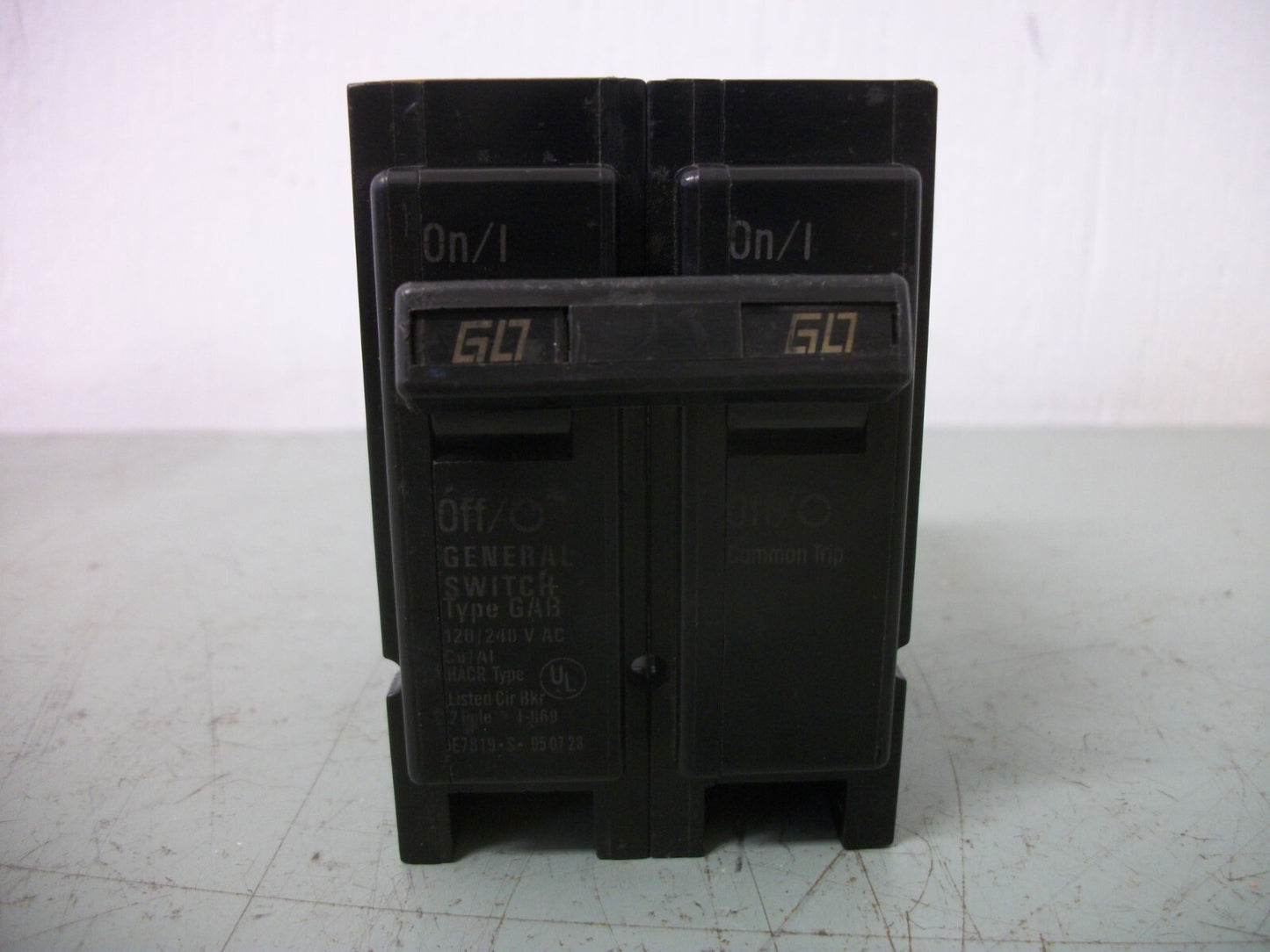 GENERAL SWITCH GAB CIRCUIT BREAKER GD60 60AMP 240VOLT 2POLE