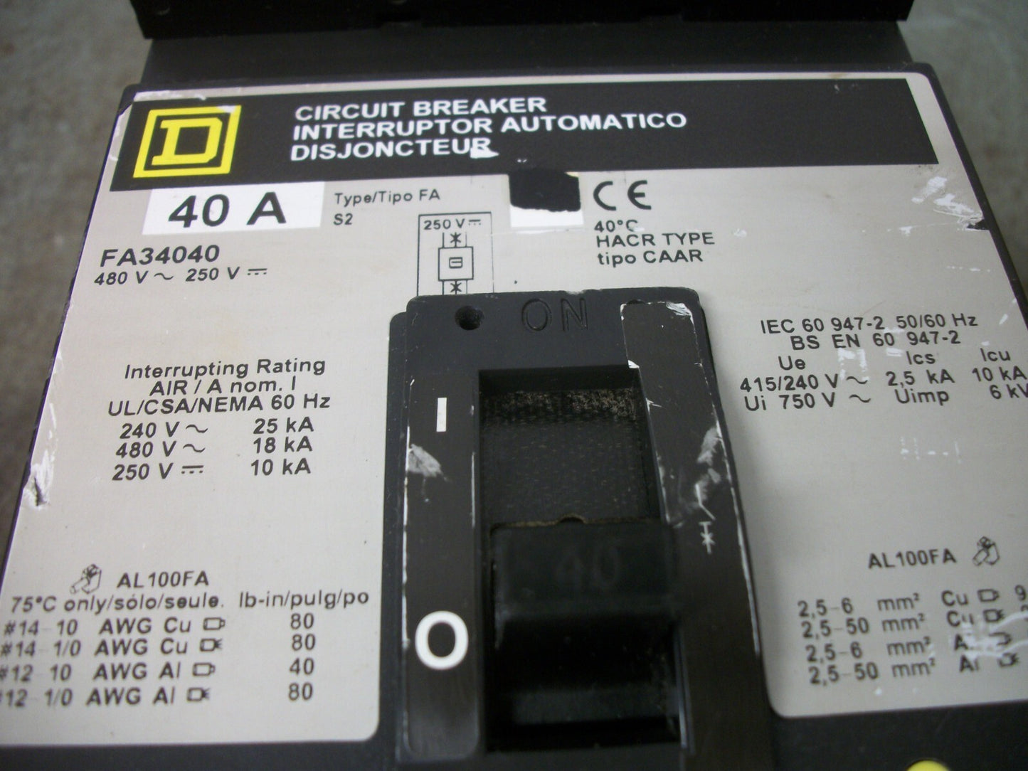 SQUARE D I-LINE FA CIRCUIT BREAKER FA34040 40AMP 480VOLT 3POLE GRAY