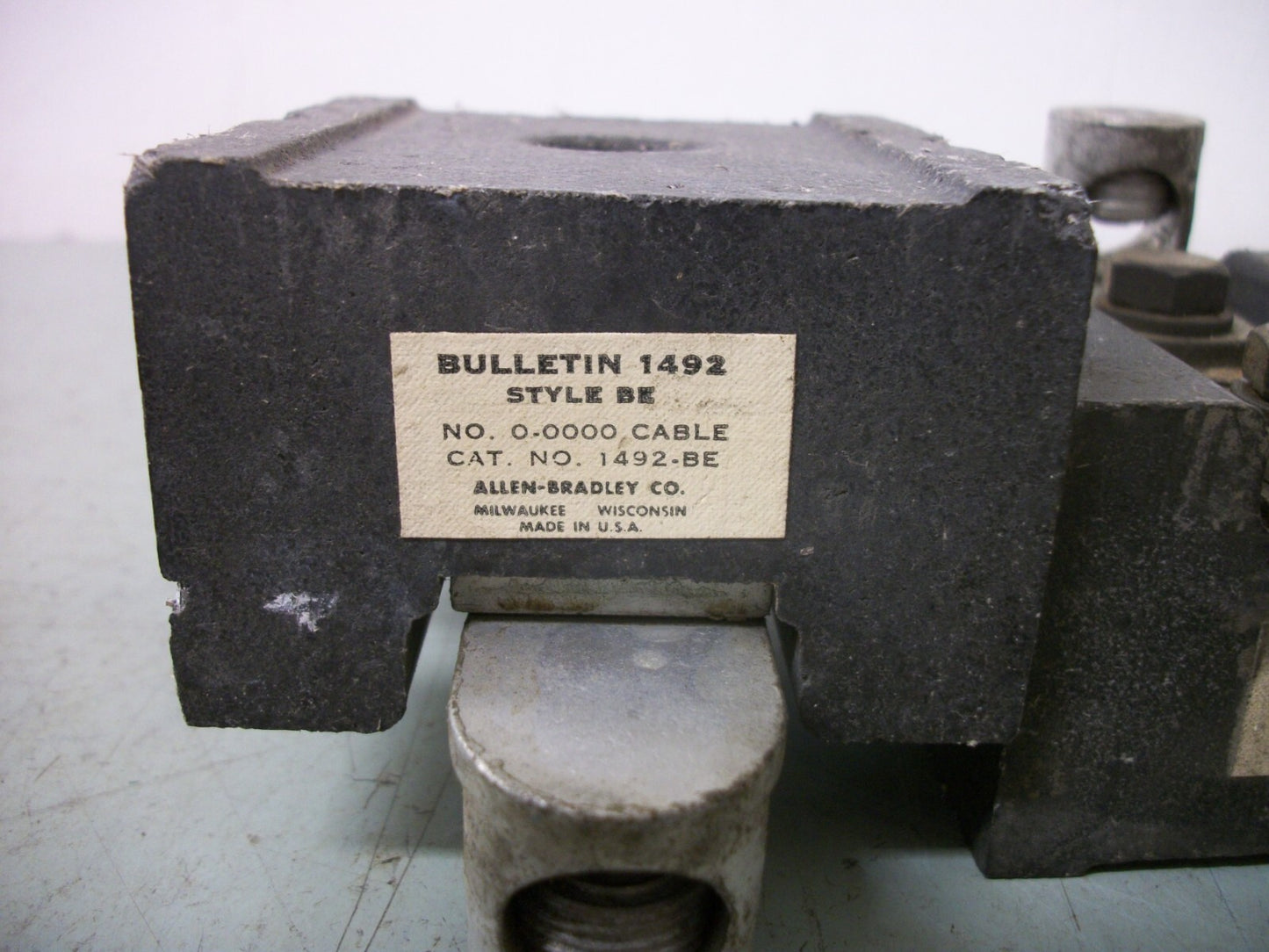 ALLEN-BRADLEY LOT OF 2 1POLE TERMINAL BLOCKS 1492-BE