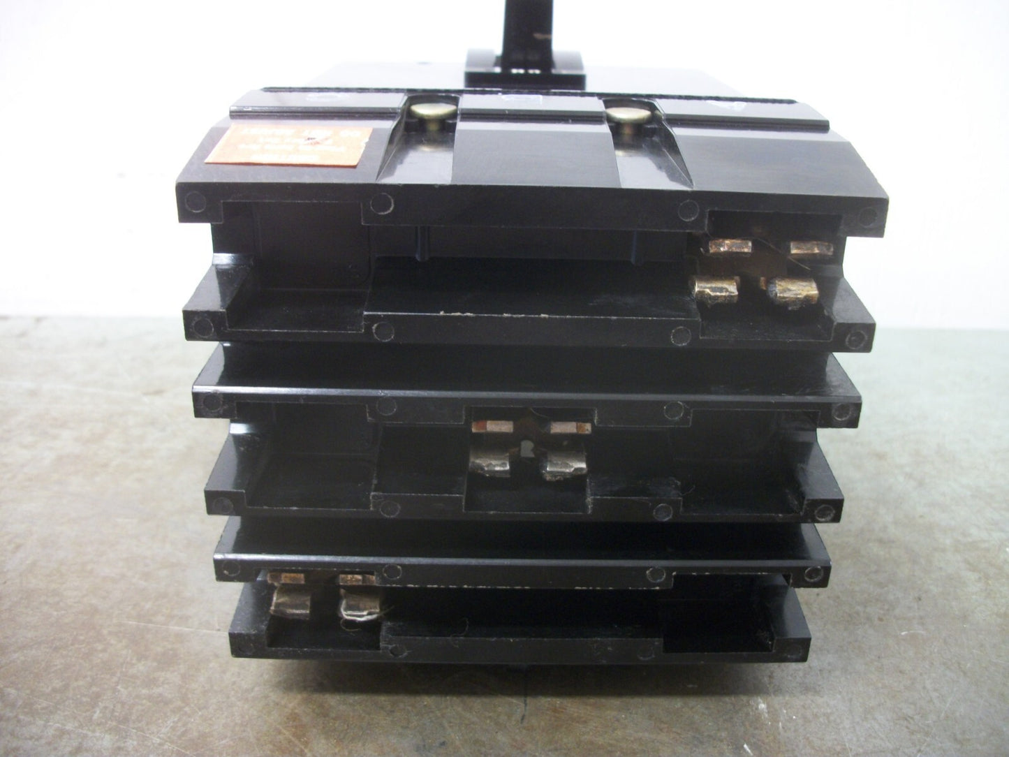 SQUARE D I-LINE FA CIRCUIT BREAKER FA34070 70AMP 480VOLT 3POLE BLACK