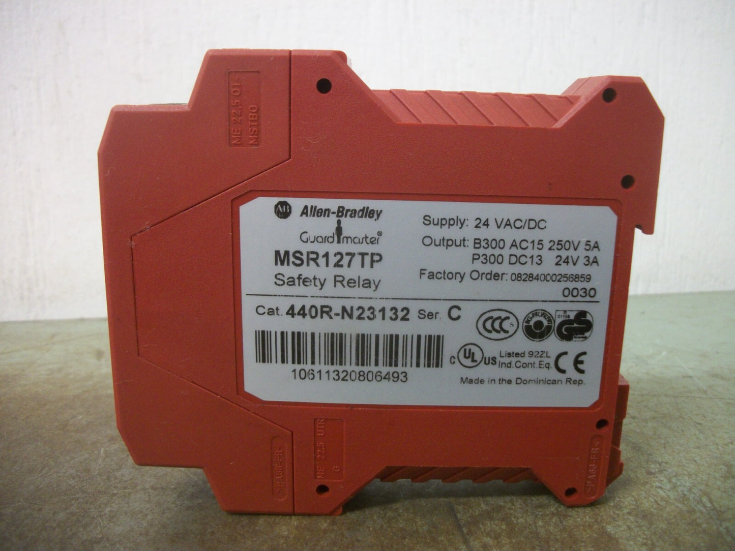 ALLEN-BRADLEY GUARDMASTER MSR127TP SAFETY RELAY 440R-N23132