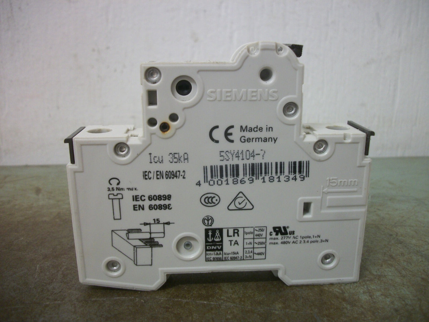 SIEMENS MINI CIRCUIT BREAKER 5SY41MCBC4 5SY4104-7 4AMP 400VOLT 1POLE
