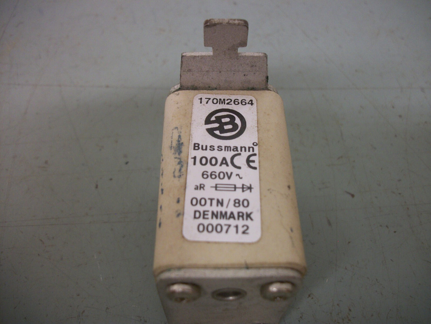 BUSSMANN SEMI-CONDUCTOR FUSE 170M2664 100AMP 660VOLT NOB