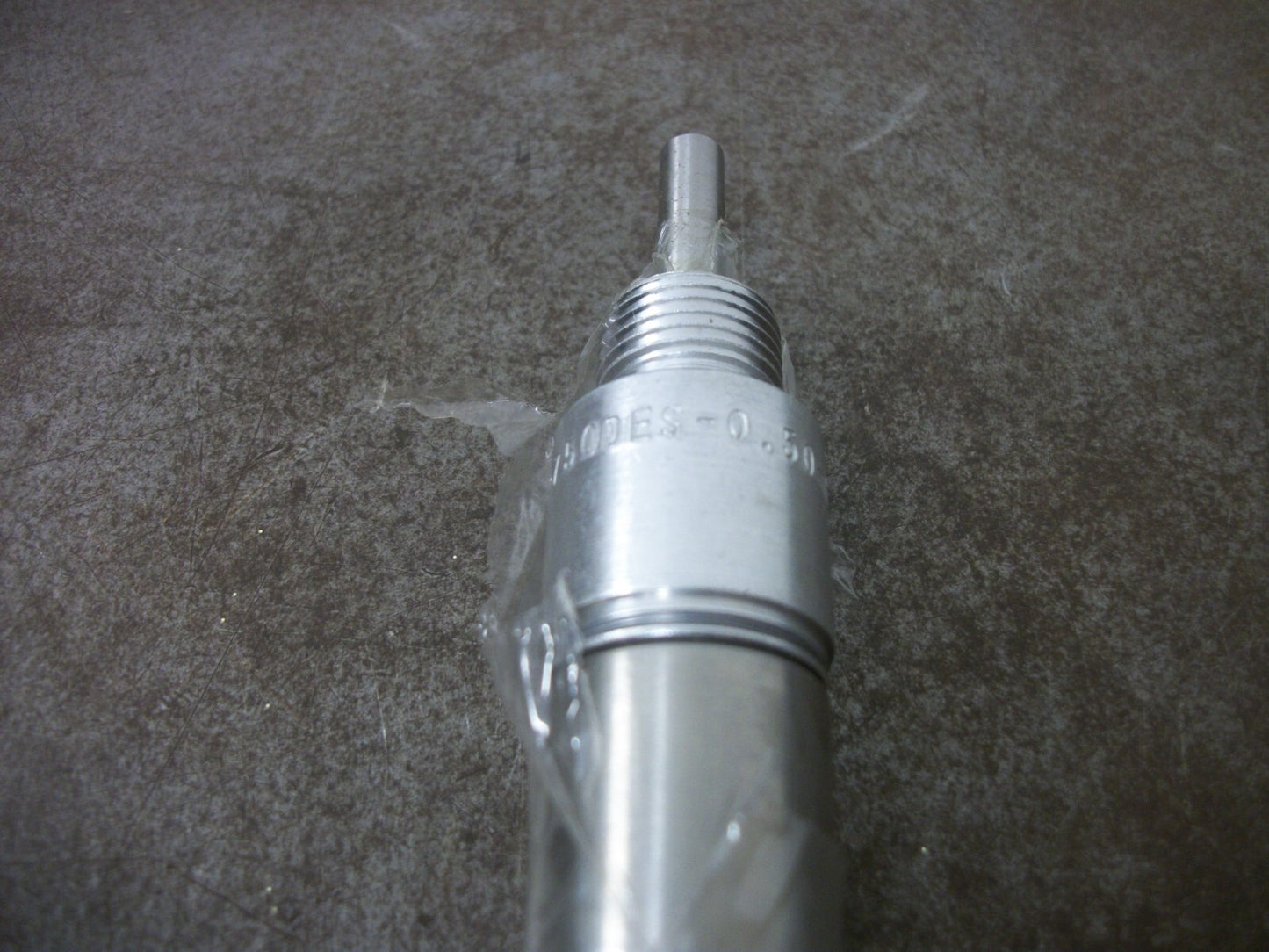 AMERICAN PNEUMATIC CYLINDER 750DES-0.50-9 NEW