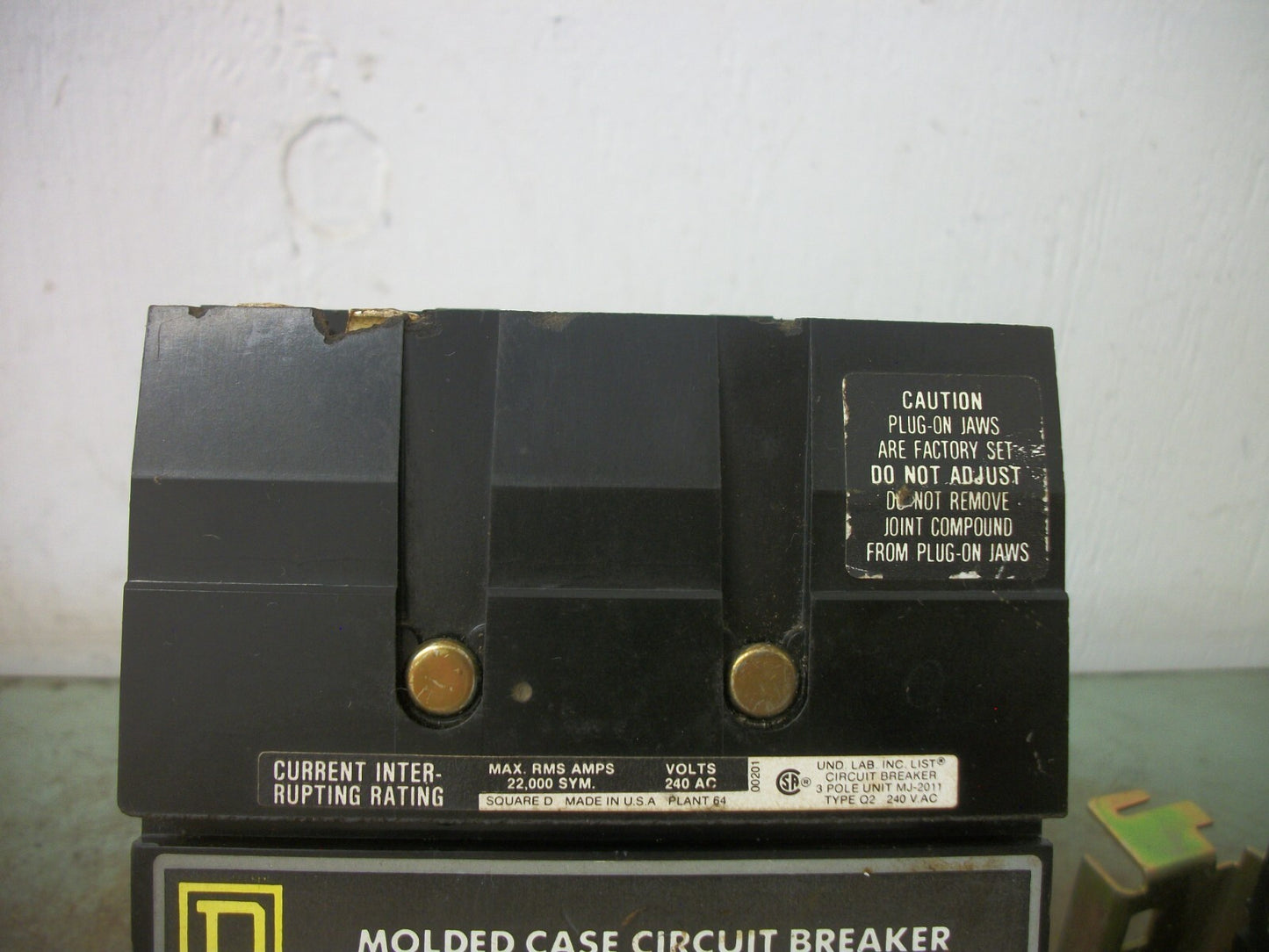 SQUARE D I-LINE Q2 CIRCUIT BREAKER Q232225H 225AMP 240VOLT 3POLE GRAY CHIPPED