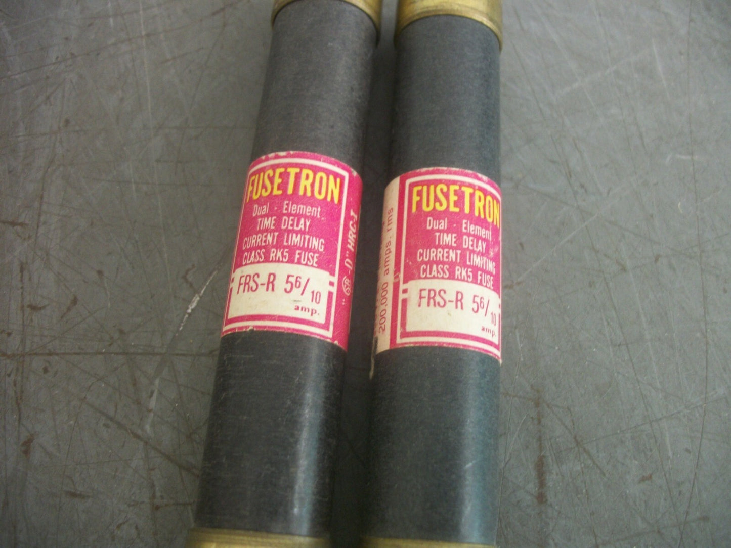 BUSSMANN LOT OF 2 FUSETRON FUSES FRS-R-5-6/10 5-6/10AMP 600VOLT NOB