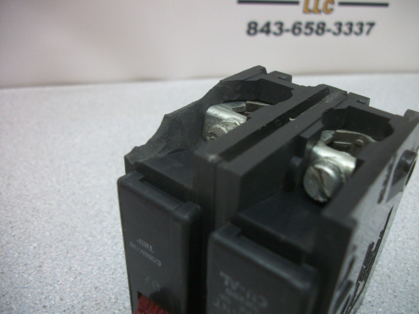 BRYANT BR CIRCUIT BREAKER BR290 90AMP 240VOLT 2POLE CHIPPED