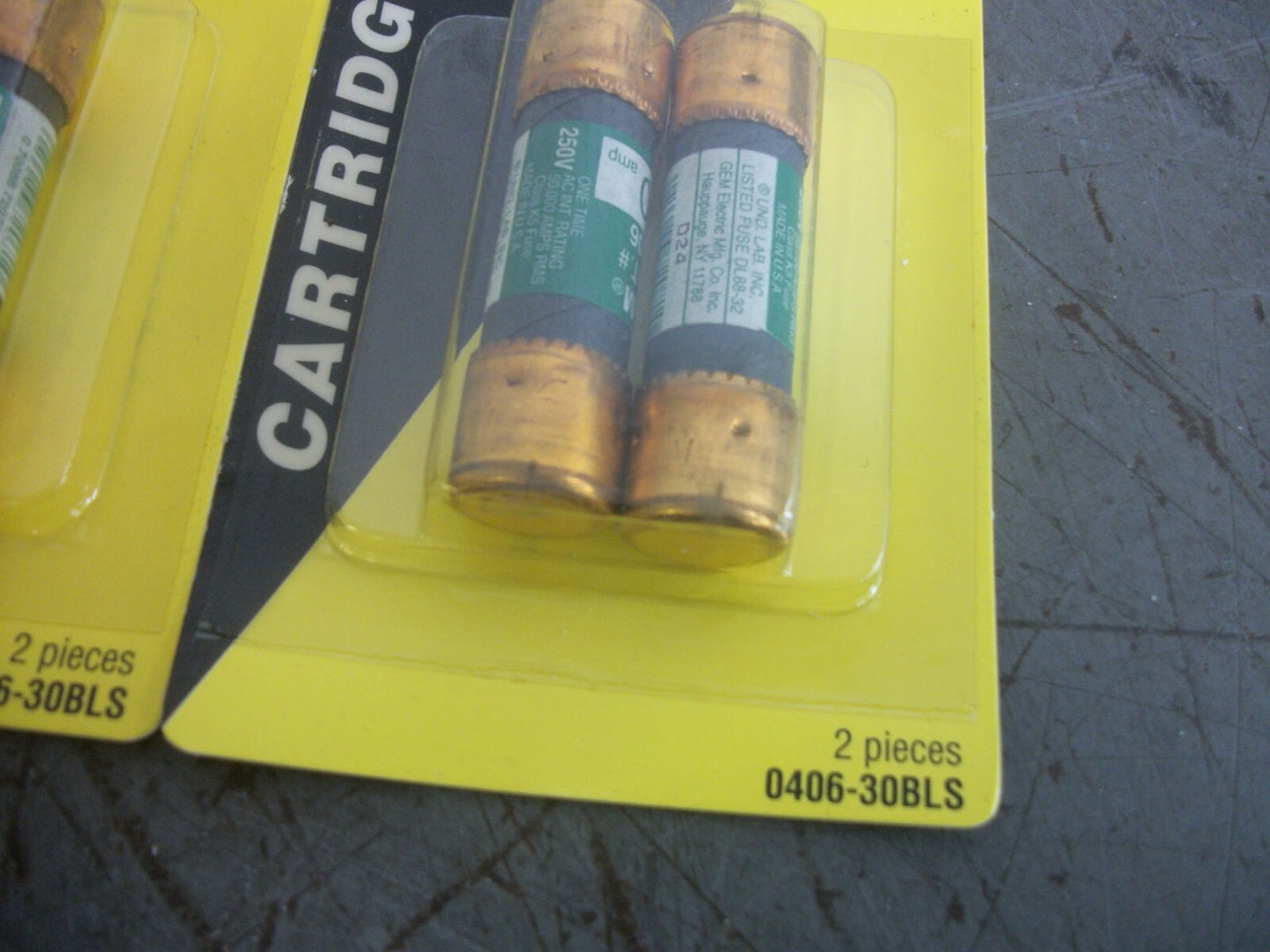 GEM LOT OF 8 CARTRIDGE FUSES 0406-30BLS 30AMP 250VOLT NEW