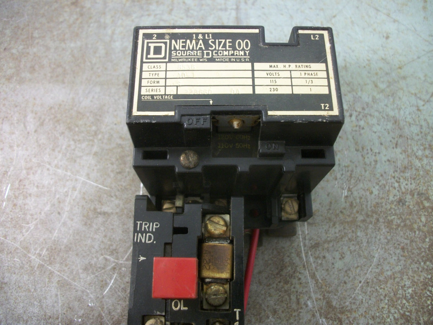 SQUARE D SIZE 00 MOTOR STARTER 8536AO1 120VCOIL 1PH 230VOLT 1HP