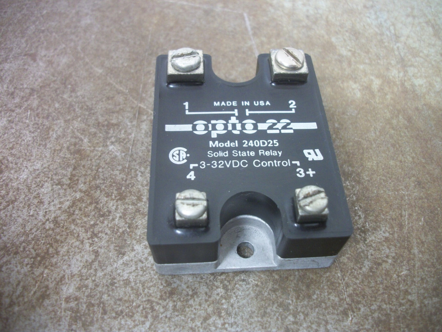 OPTO 22 SOLID-STATE RELAY 240D25 3-32VDC