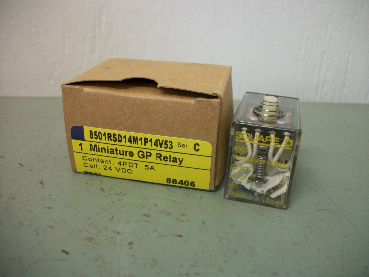 SQUARE D 4PDT MINI GP RELAY 8501RSD14M1P14V53 5AMP 24VDC NIB