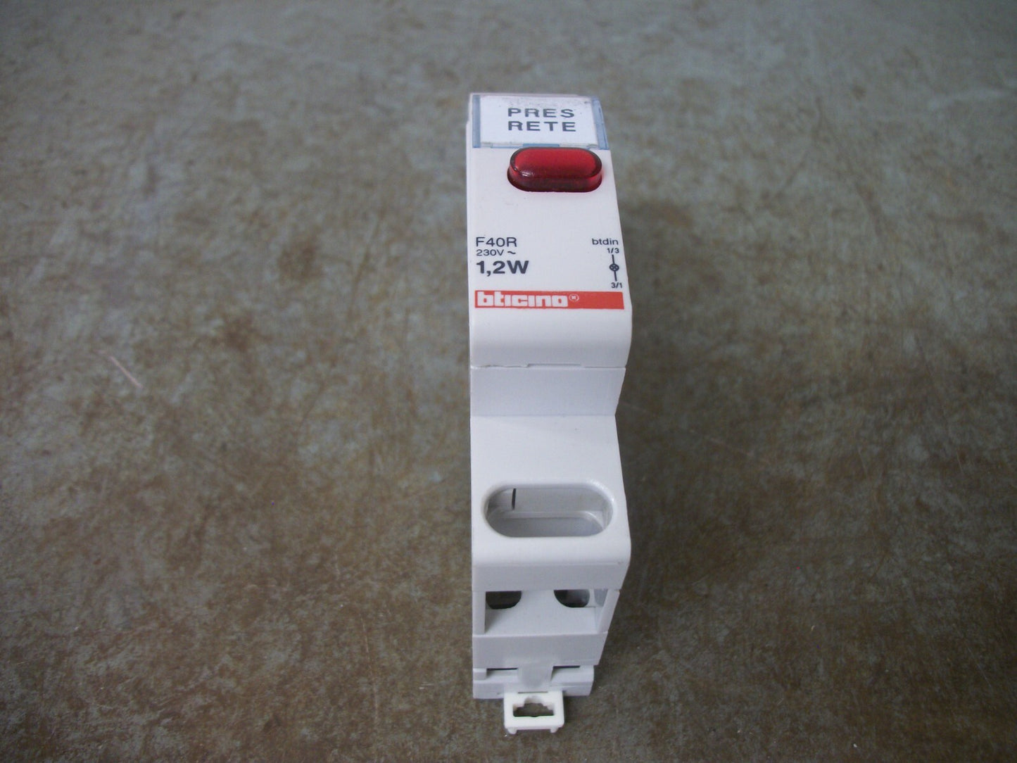 BTICINO LAMP HOLDER MODULE F40R 1,2W 230VOLT