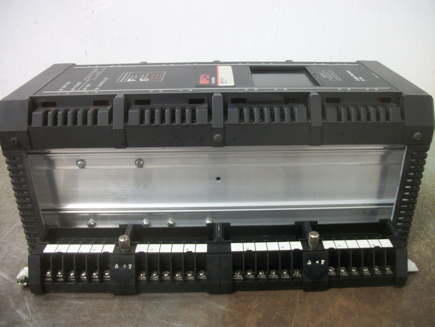 CUTLER-HAMMER EXPANDABLE PLC CONTROLLER MPC1C10