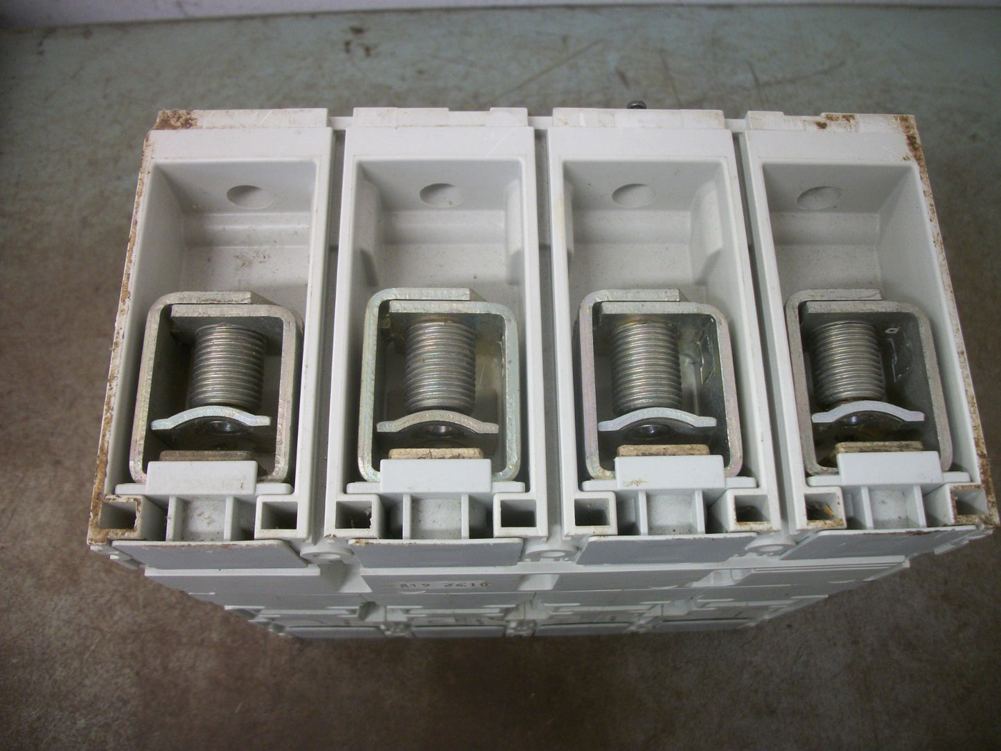 ABB SACE TMAX CIRCUIT BREAKER T5D630PV 500AMP 1100VOLT 4POLE