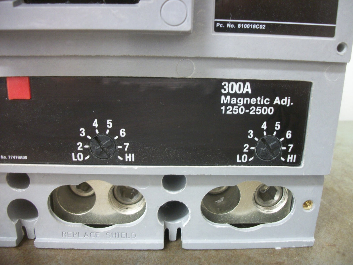 SIEMENS SENTRON HJD6-A CIRCUIT BREAKER HJD63F400 400AMP 600VOLT 3POLE W/300A TRI