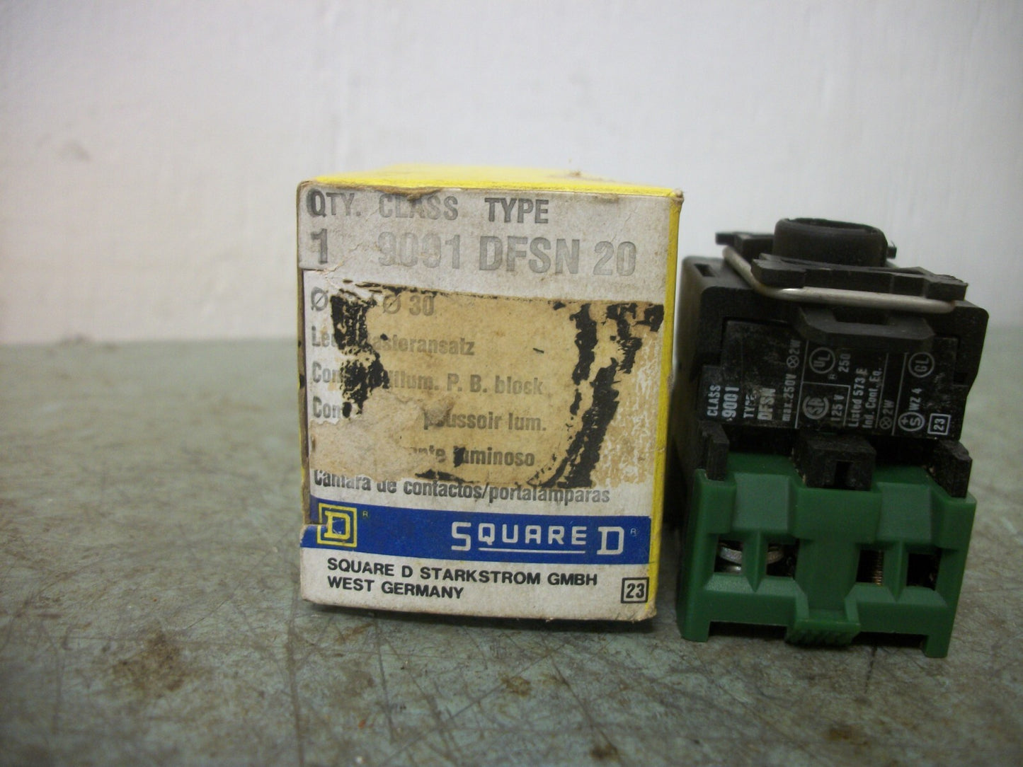 SQUARE D MOMENTARY CONTACT LIGHT MODULE 9001DFSN20 NIB