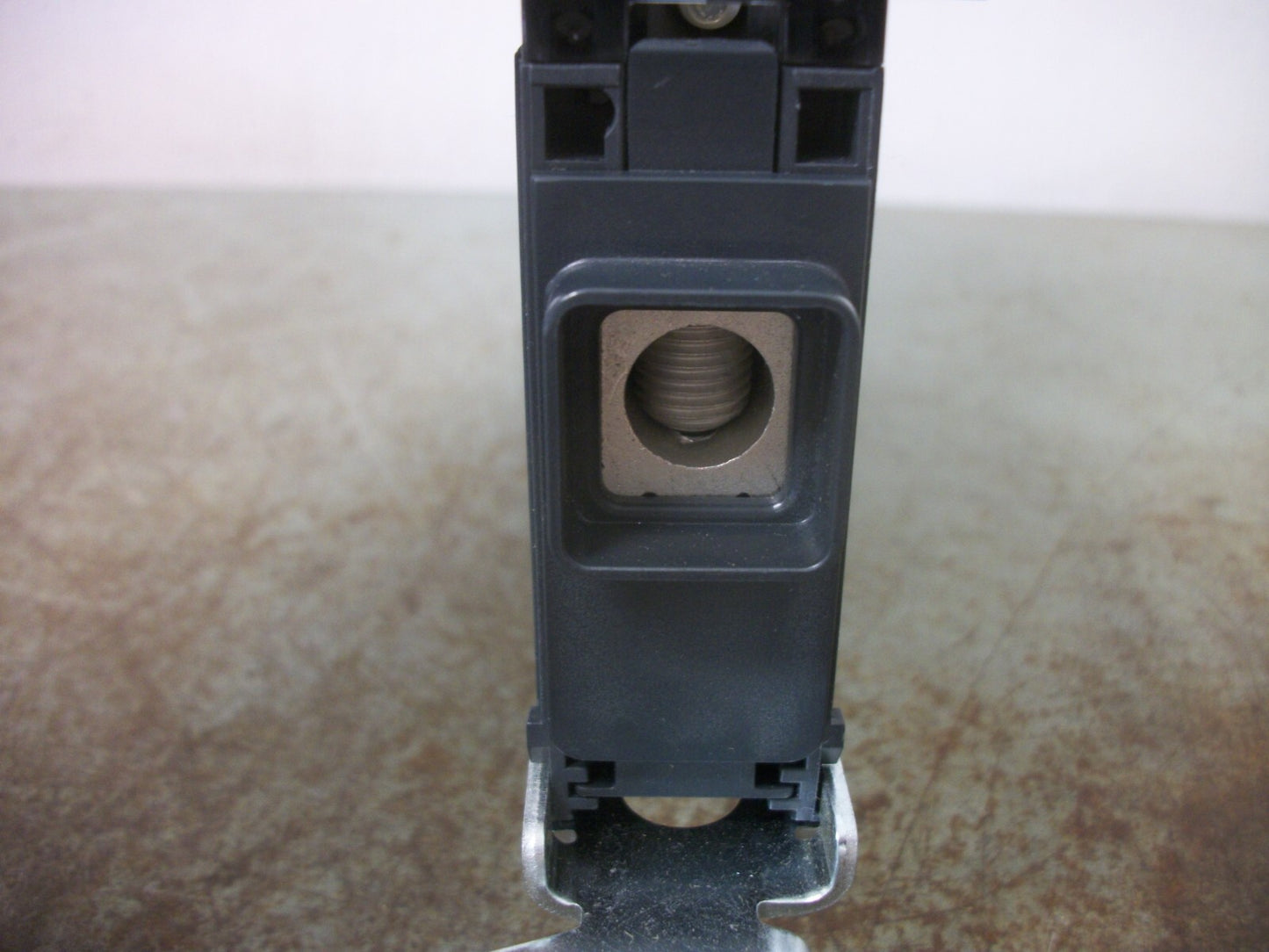 SQUARE D POWERPACT I-LINE BGA CIRCUIT BREAKER BGA160201 20AMP 277VOLT 1POLE NOB