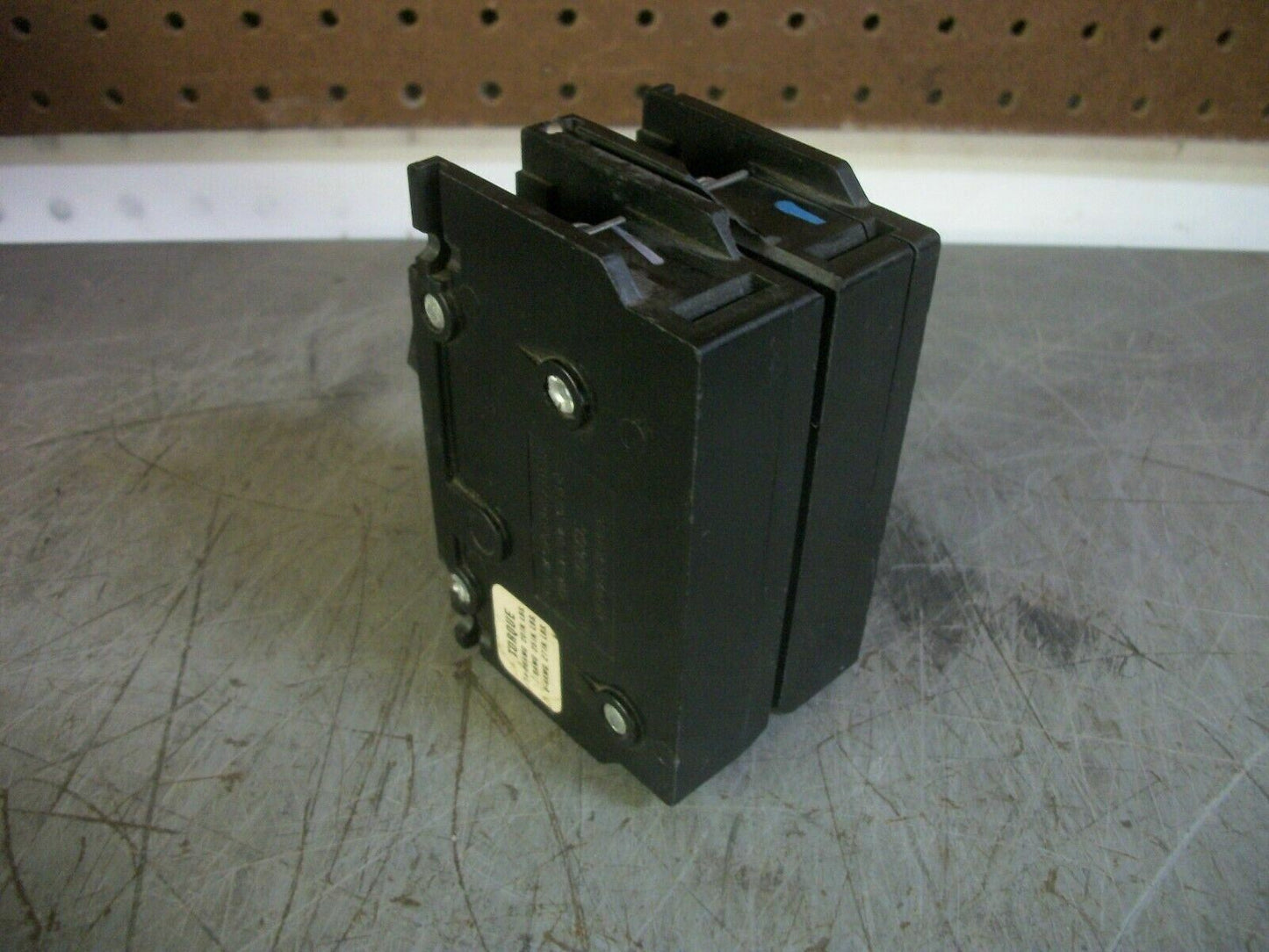 WESTINGHOUSE QC CIRCUIT BREAKER QC2020 20AMP 240VOLT 2POLE