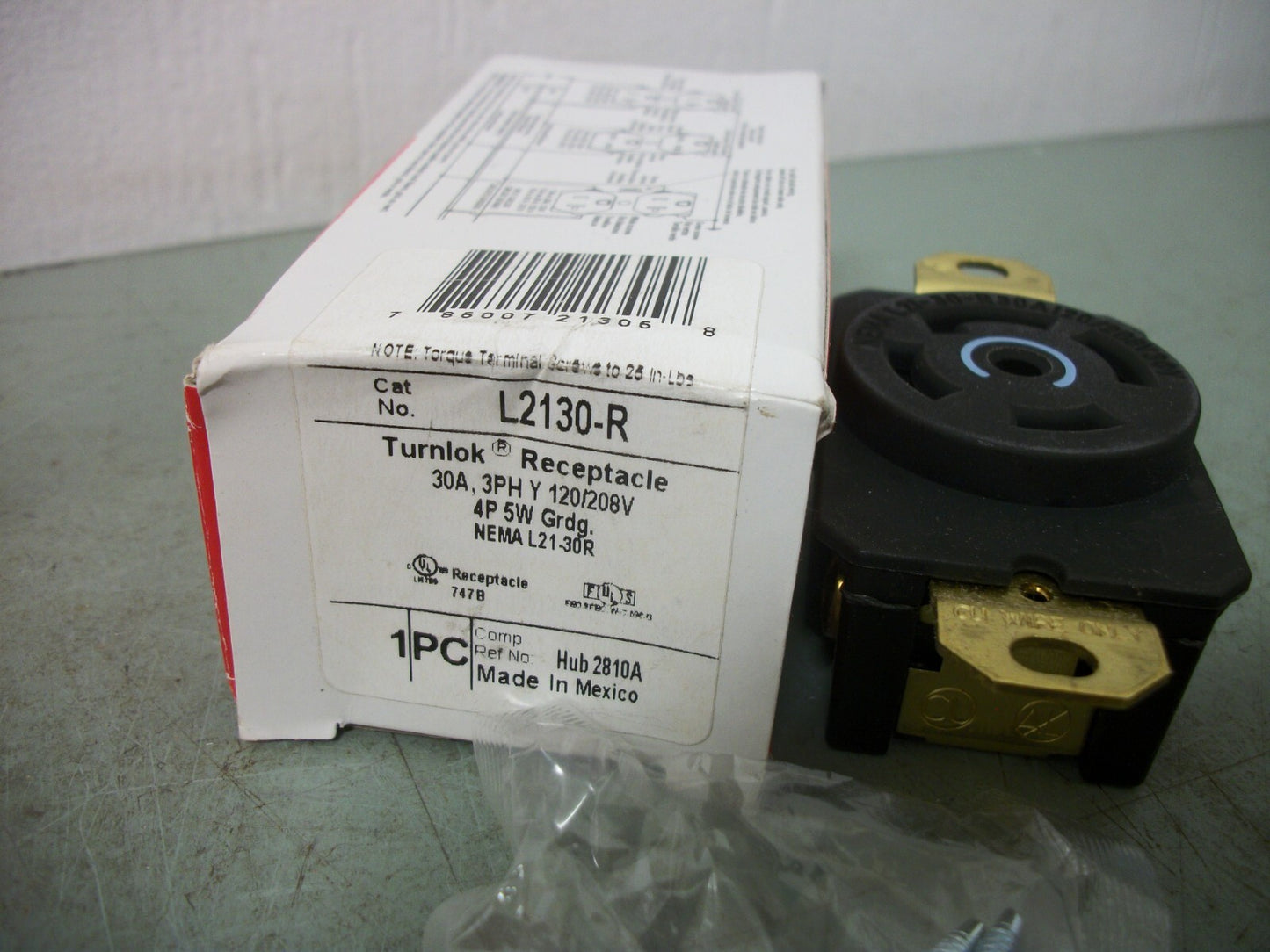 PASS & SEYMOUR TURNLOK RECEPTACLE L2130-R 30AMP 120/208VOLT 3PH 4P 5W GRND NIB