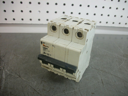 MERLIN GERIN C60N TYPE C MINI CIRCUIT BREAKER MG24471 32AMP 480VOLT 3POLE